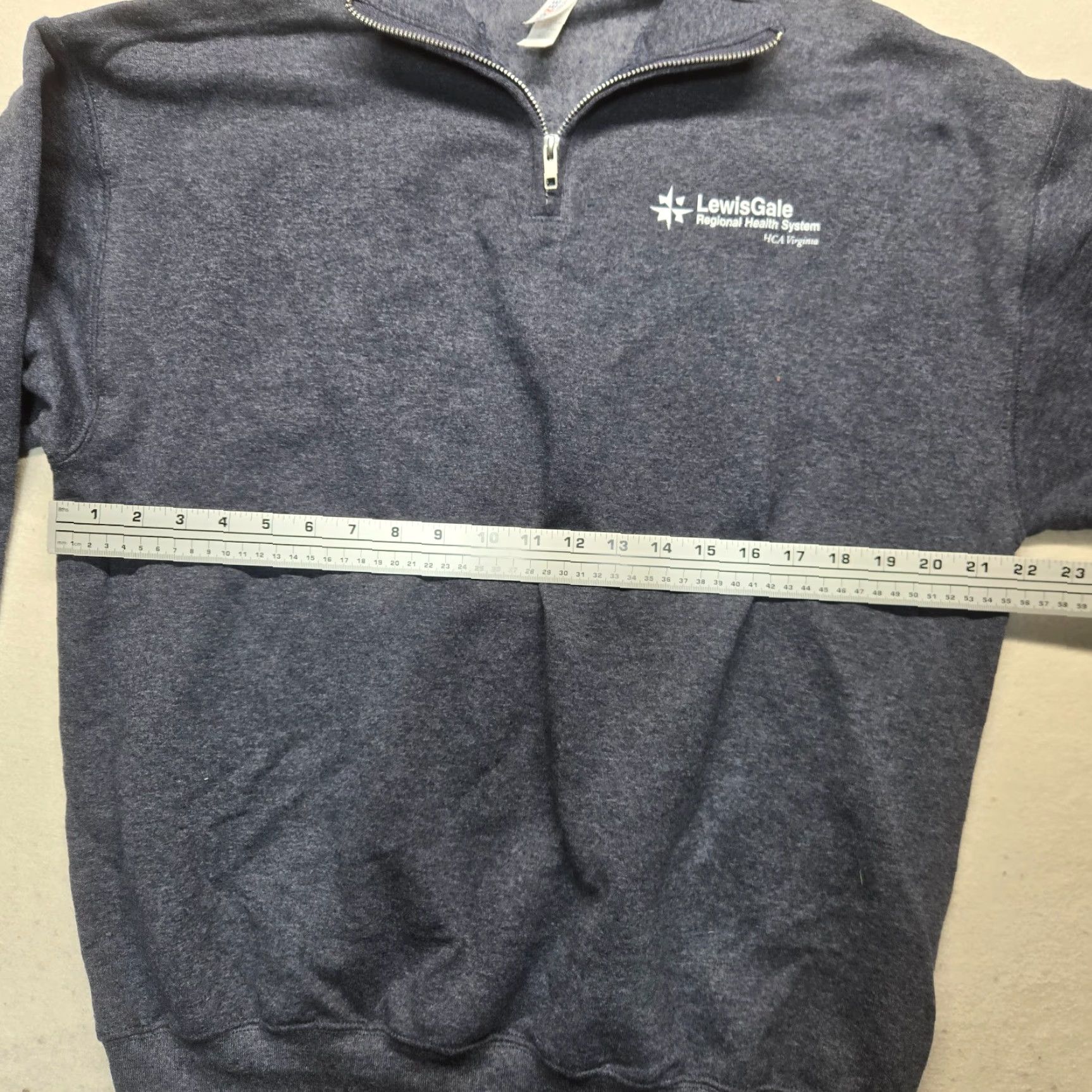 Jerzees Jerzees Lewis Gale Hospital Gray Long Sleeve Sweater 1/4 Zip Adult Size L Large Size US L / EU 52-54 / 3 - 6 Thumbnail