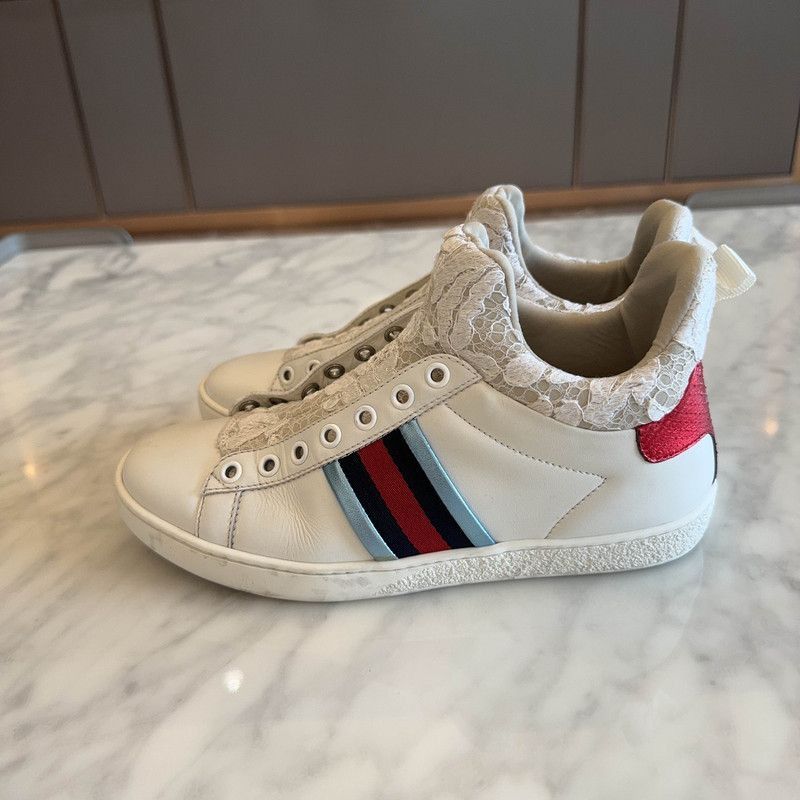 Gucci Gucci Stylish White Sneakers with Lace Detail -2508 Size US 5.5 / EU 38 - 1 Thumbnail