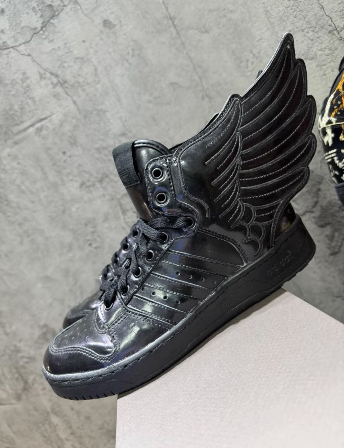Adidas Adidas x Jeremy Scott Wings 2.0 K37 Size US 8 / IT 38 - 2 Thumbnail