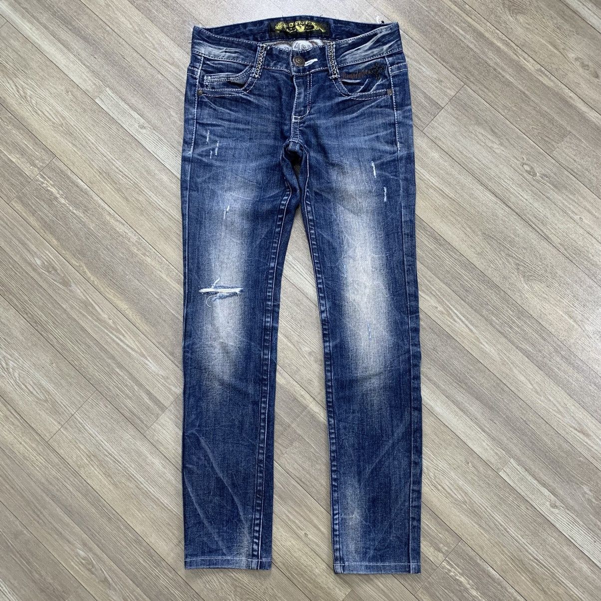 Japanese Brand Y2K Vintage Red Pepper Cross Punk Distressed Skinny Jeans Size US 28 / EU 44 - 7 Thumbnail