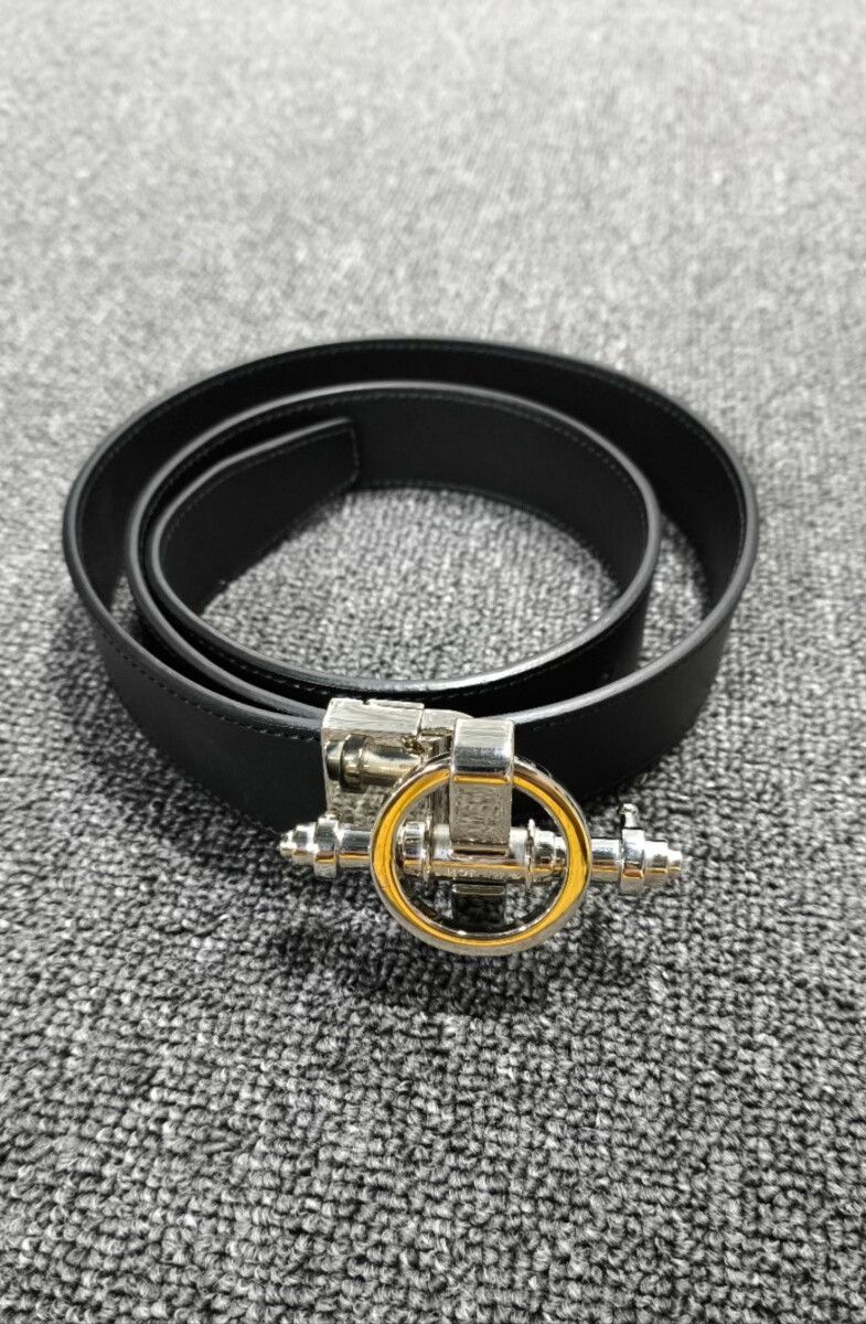 Givenchy Givenchy Silver Buckle Black Belt Size ONE SIZE - 1 Thumbnail