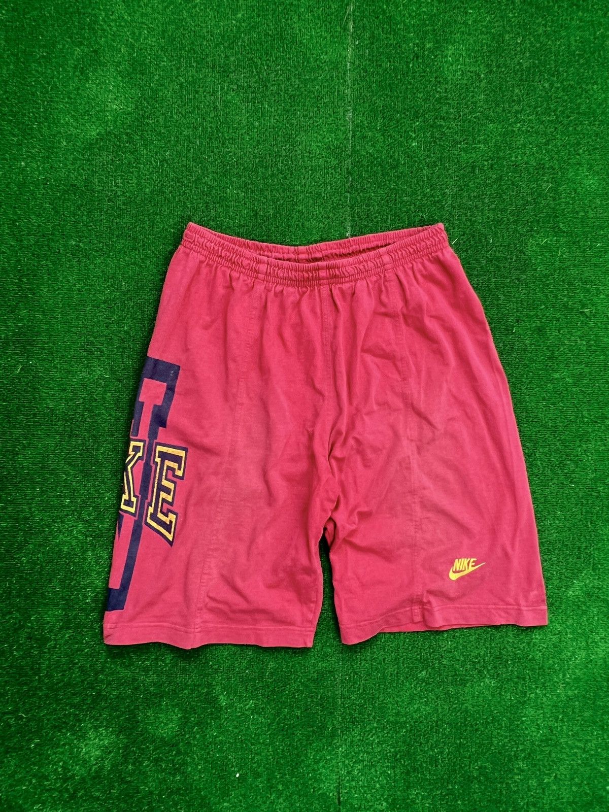Nike × Vintage Vintage Nike Shorts Size US 40 / EU 56 - 1 Thumbnail