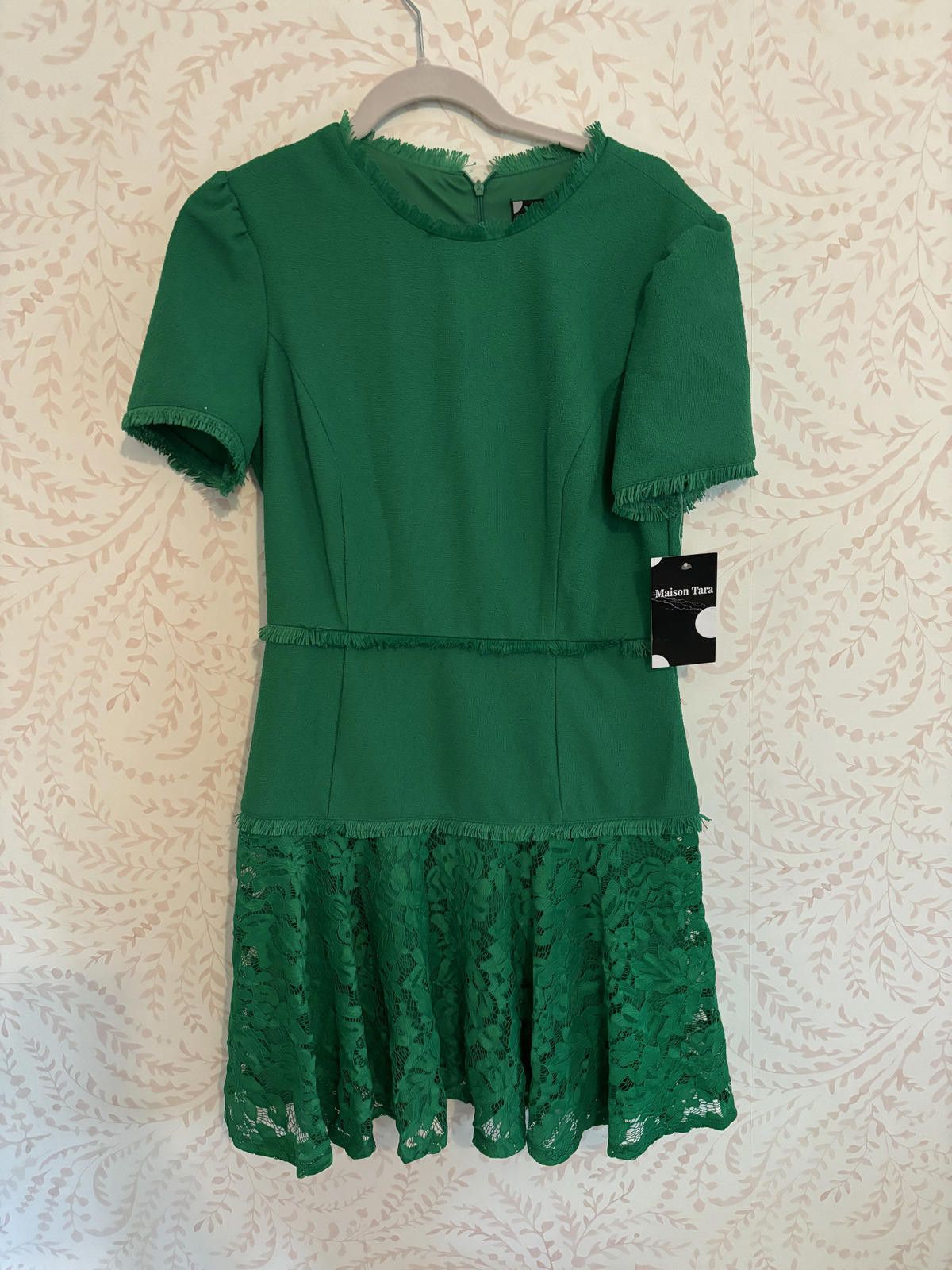 Designer NWT Maison Tara Green Dress with Lace Hem Size L / US 10 / IT 46 - 1 Thumbnail
