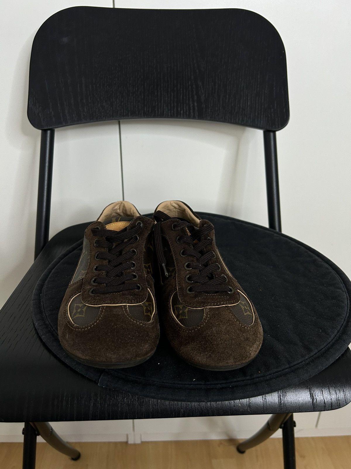 Louis Vuitton Louis Vuitton Sneakers Brown Size US 7.5 / IT 37.5 - 6 Thumbnail