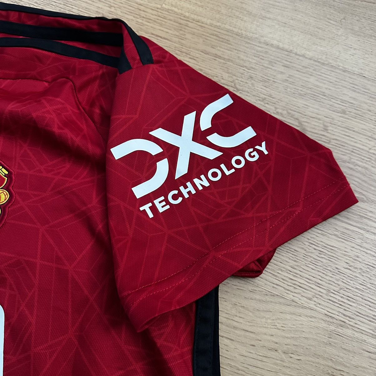 Adidas Adidas Manchester United 2023/2024 Home Jersey Size US XL / EU 56 / 4 - 4 Thumbnail