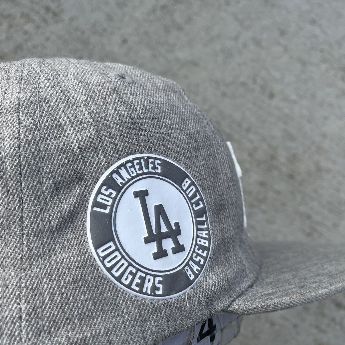 MLB La dodgers grafity style Size ONE SIZE - 7 Thumbnail
