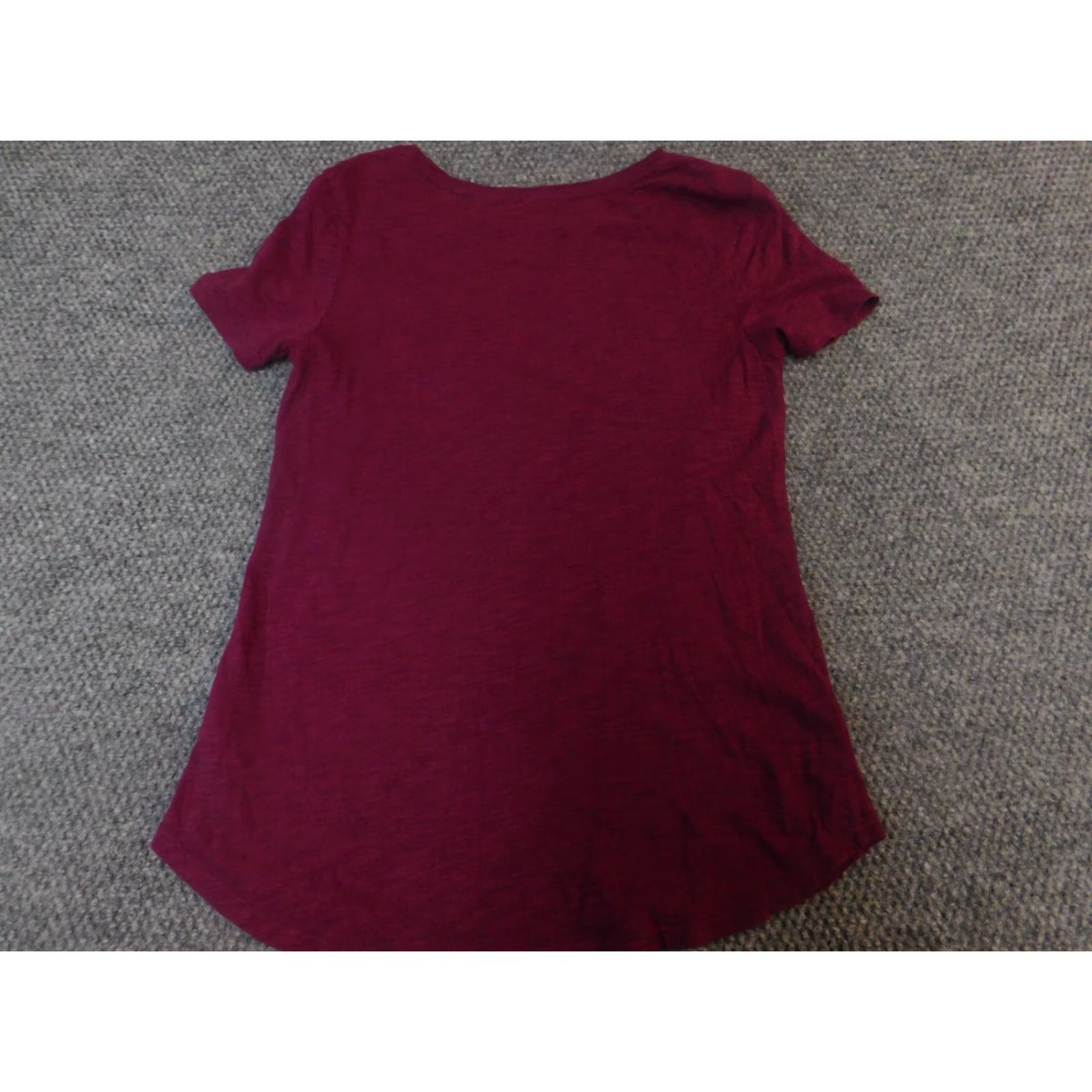 Old Navy Old Navy Womens Blouse S Red Solid Short Sleeve Pullover Stretch Casual Modern Regular Size S / US 4 / IT 40 - 5 Thumbnail