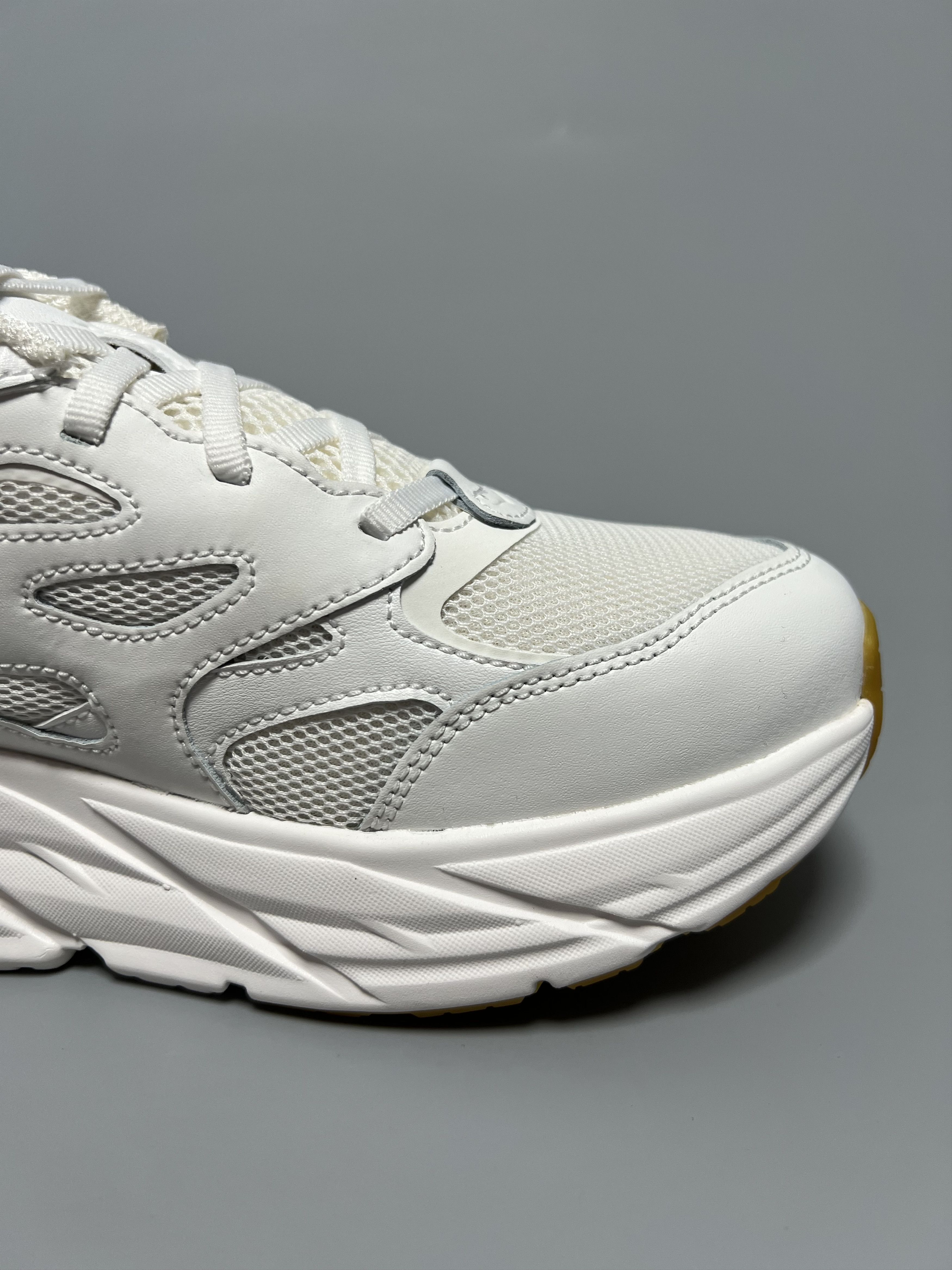 Hoka Hoka One One Clifton L Athletics Running Shoes 1160050-WWH Size US 9.5 / EU 42-43 - 7 Thumbnail