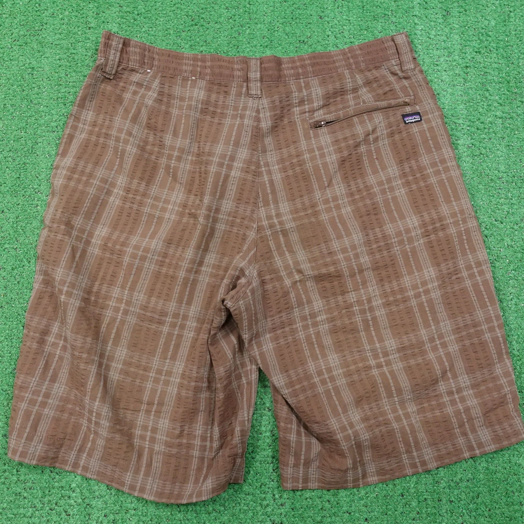 Patagonia PATAGONIA BROWN PLAID SHORTS MENS SIZE 31 READ Size US 31 - 6 Thumbnail
