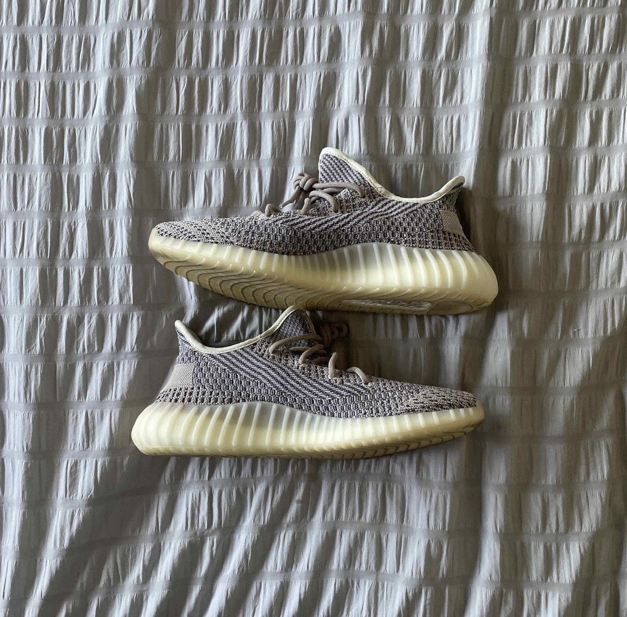 Yeezy Yeezy 350 Ash Size US 11.5 / EU 44-45 - 2 Thumbnail