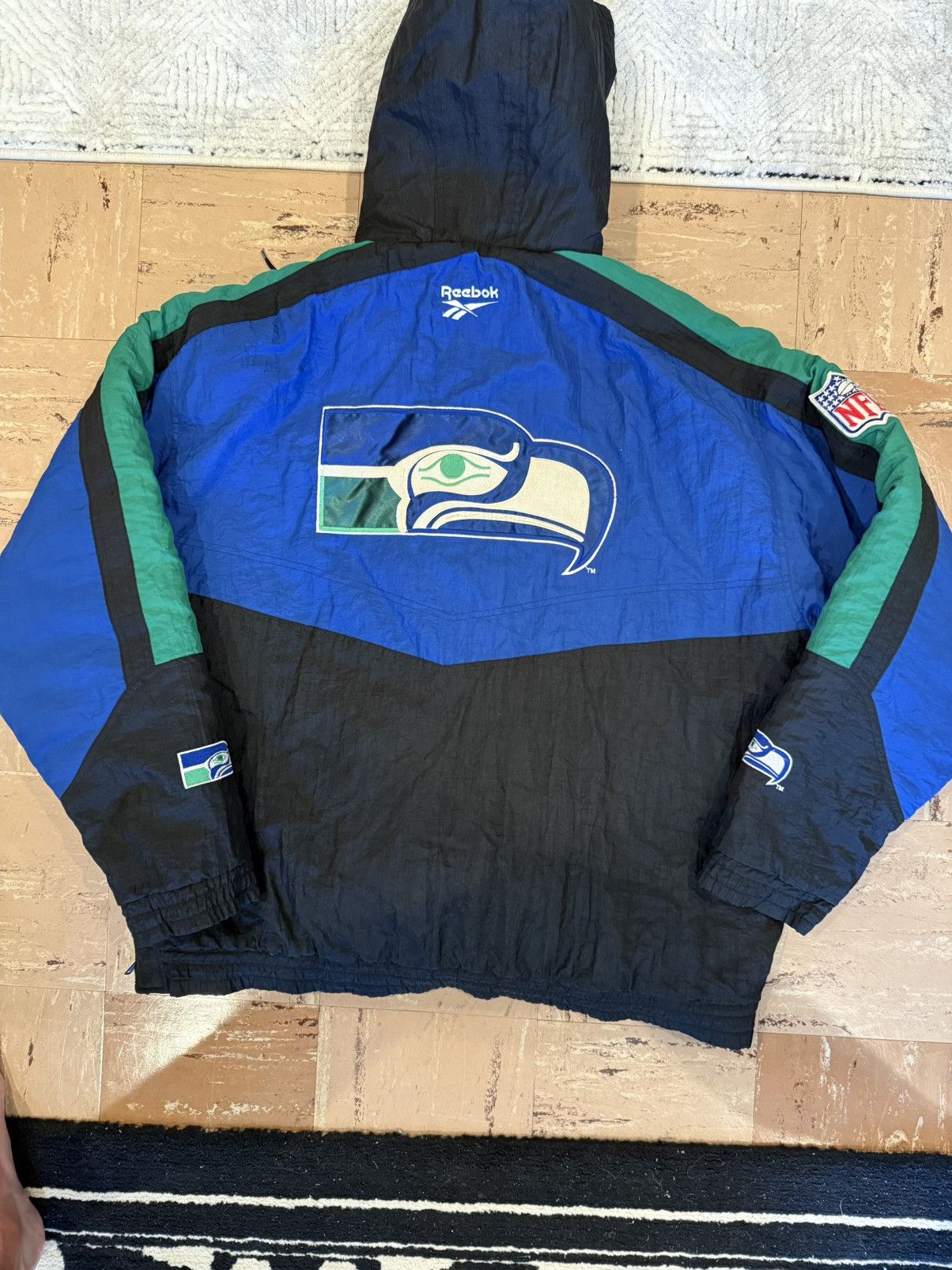 NFL × Reebok Vintage Seattle Seahawks Jacket Size US XL / EU 56 / 4 - 4 Thumbnail