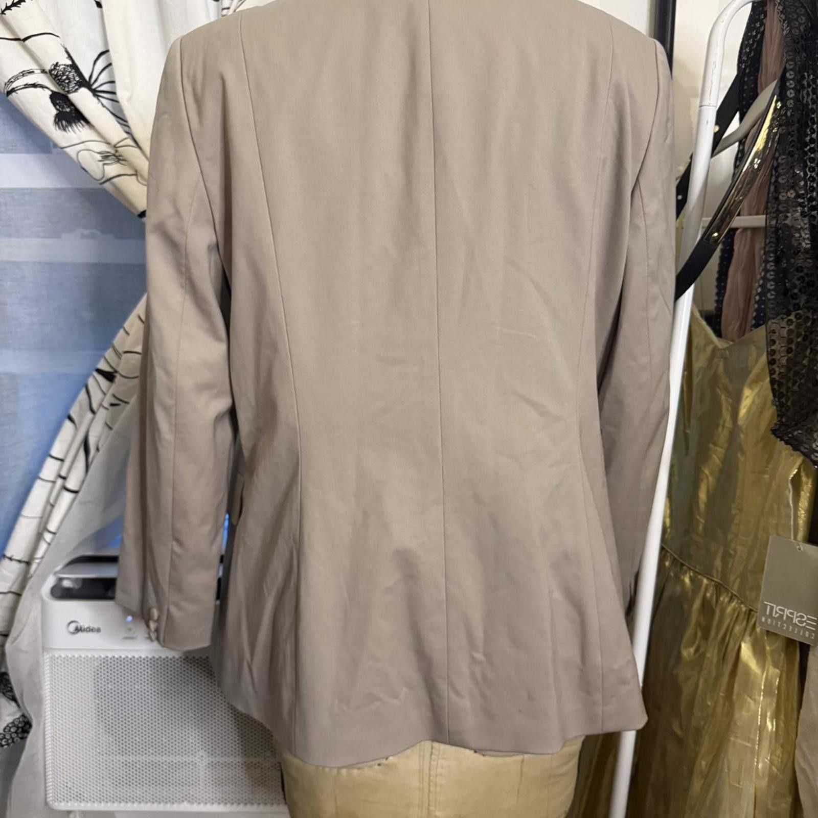 Lafayette 148 Lafayette 148 Tan Blazer Size 12 Size XL / US 12-14 / IT 48-50 - 2 Thumbnail