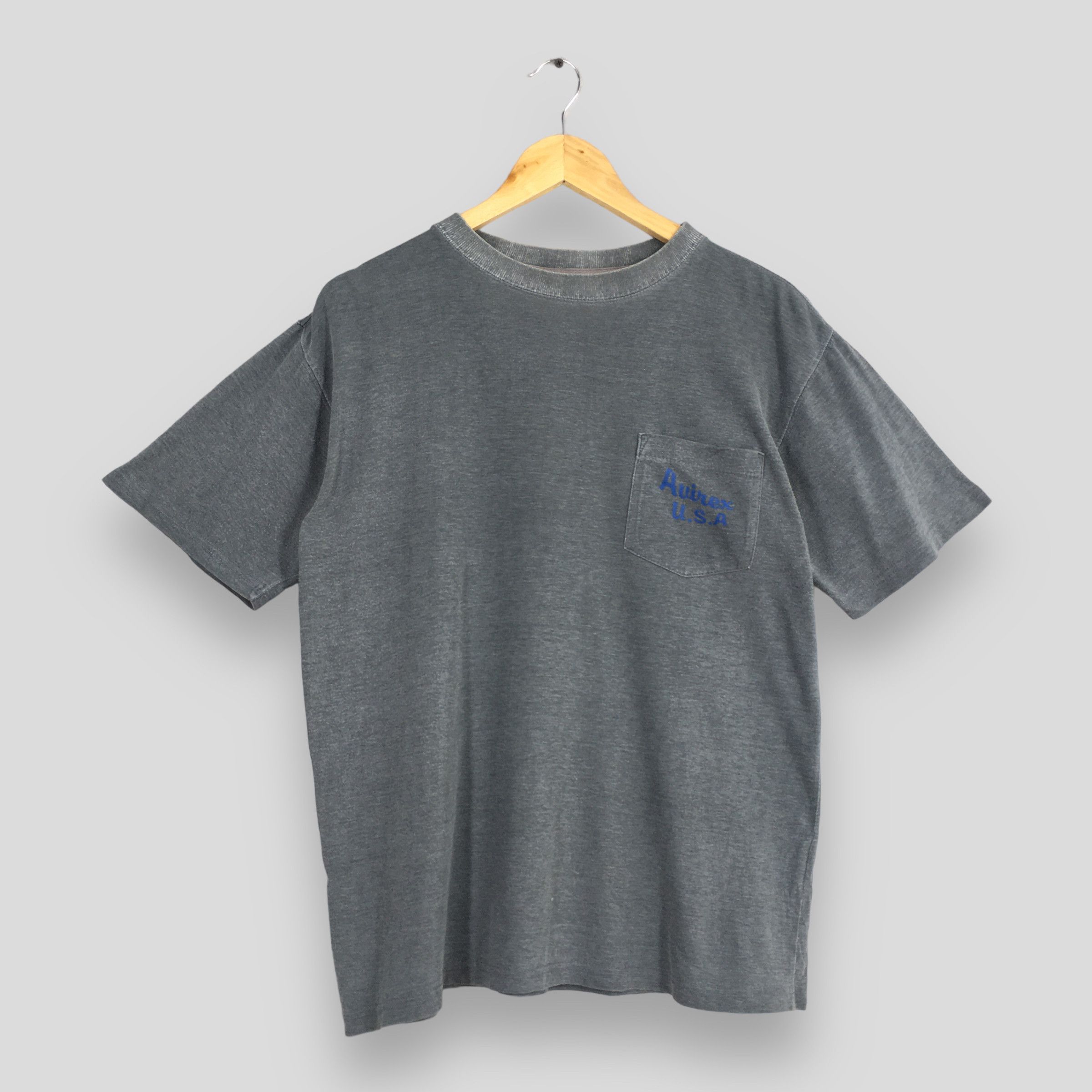 Avirex Vintage Avirex Usa Air Force Usafa Gray T shirt Large Size US L / EU 52-54 / 3 - 3 Thumbnail