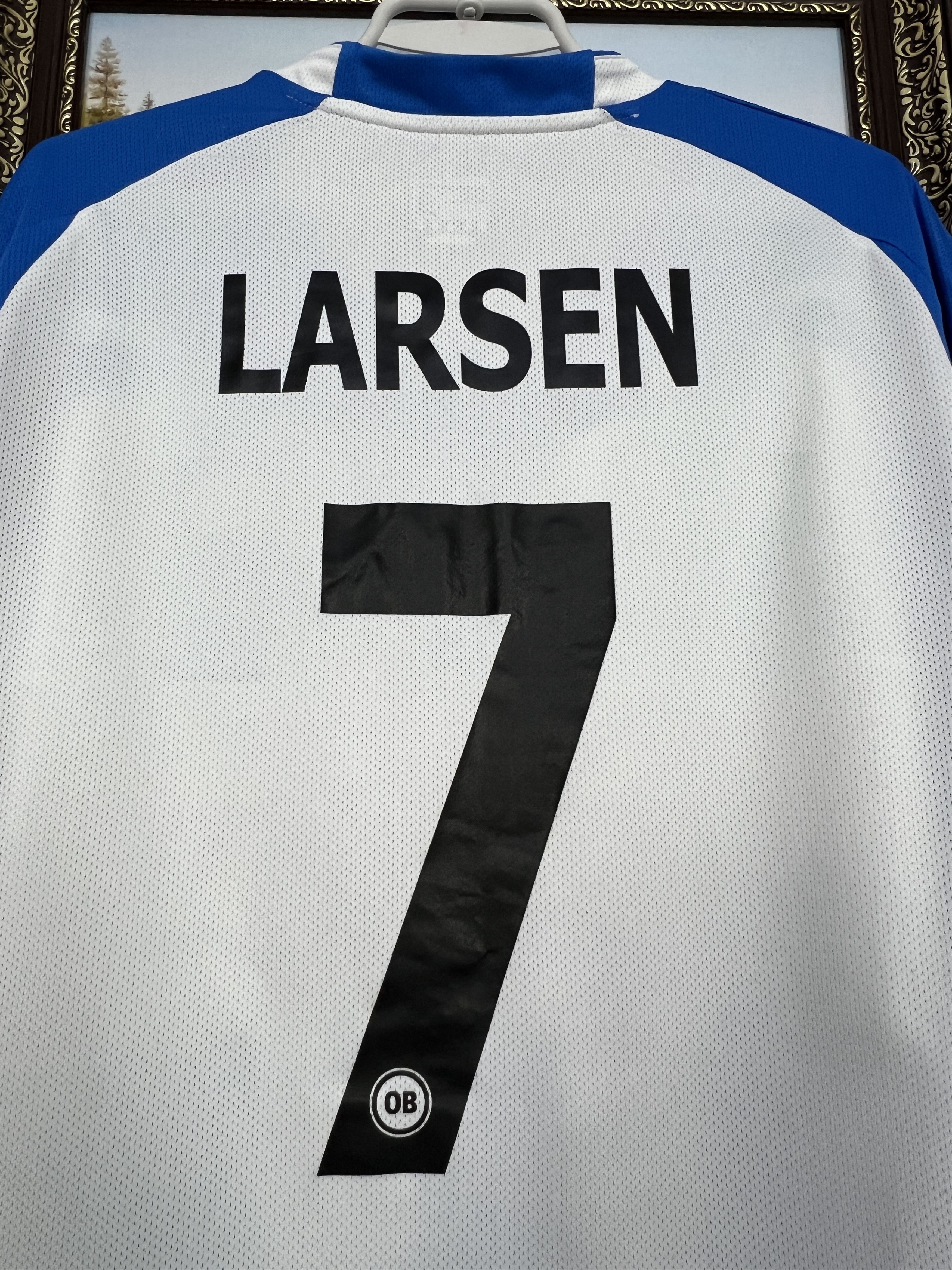 Puma Odense BK Home football shirt 2011 Soccer #7 Larsen Jersey Size US XXL / EU 58 / 5 - 2 Thumbnail