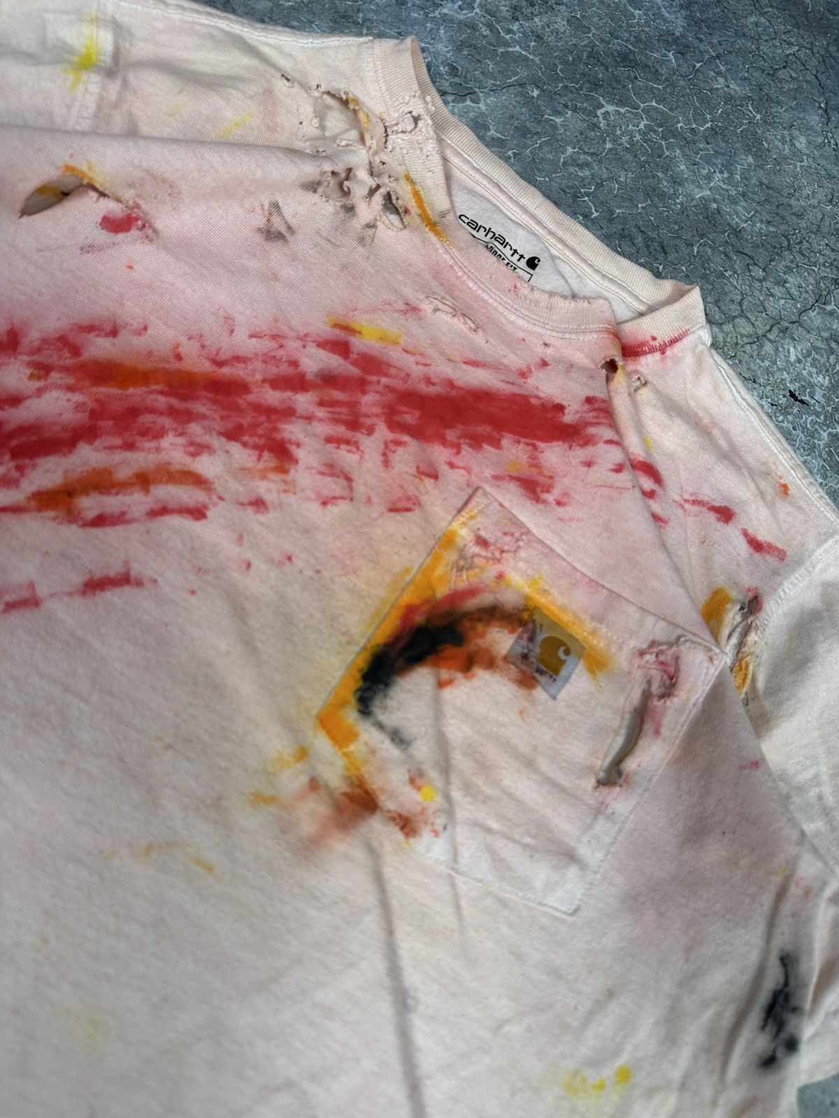 Carhartt × Vintage Vintage Thrashed and painted Carhartt Tee Size US L / EU 52-54 / 3 - 6 Thumbnail