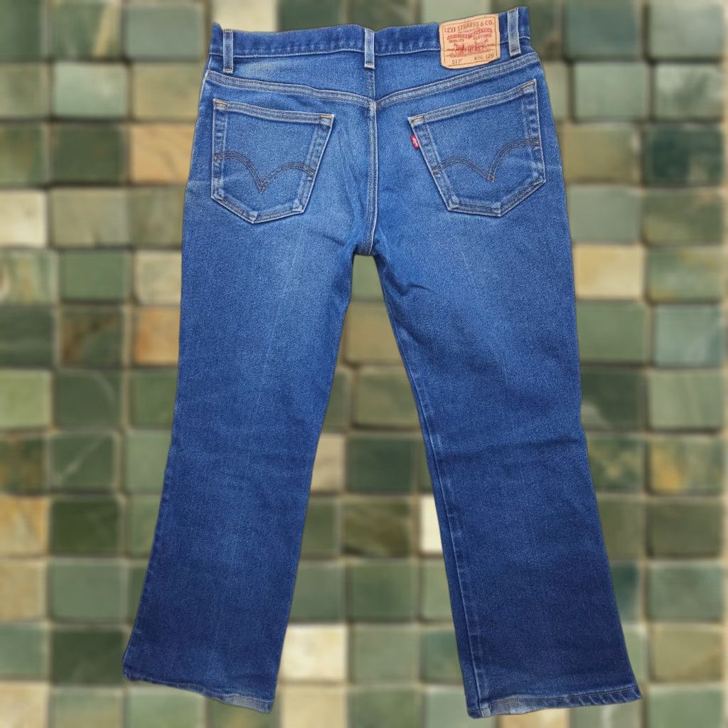 Levi's VINTAGE Levi's 517 Bootcut Jeans Mens 36 Dark Wash 5-Pocket Denim Blue 2000s USA Western Cowboy Jeans Mens Size US 36 / EU 52 - 1 Thumbnail