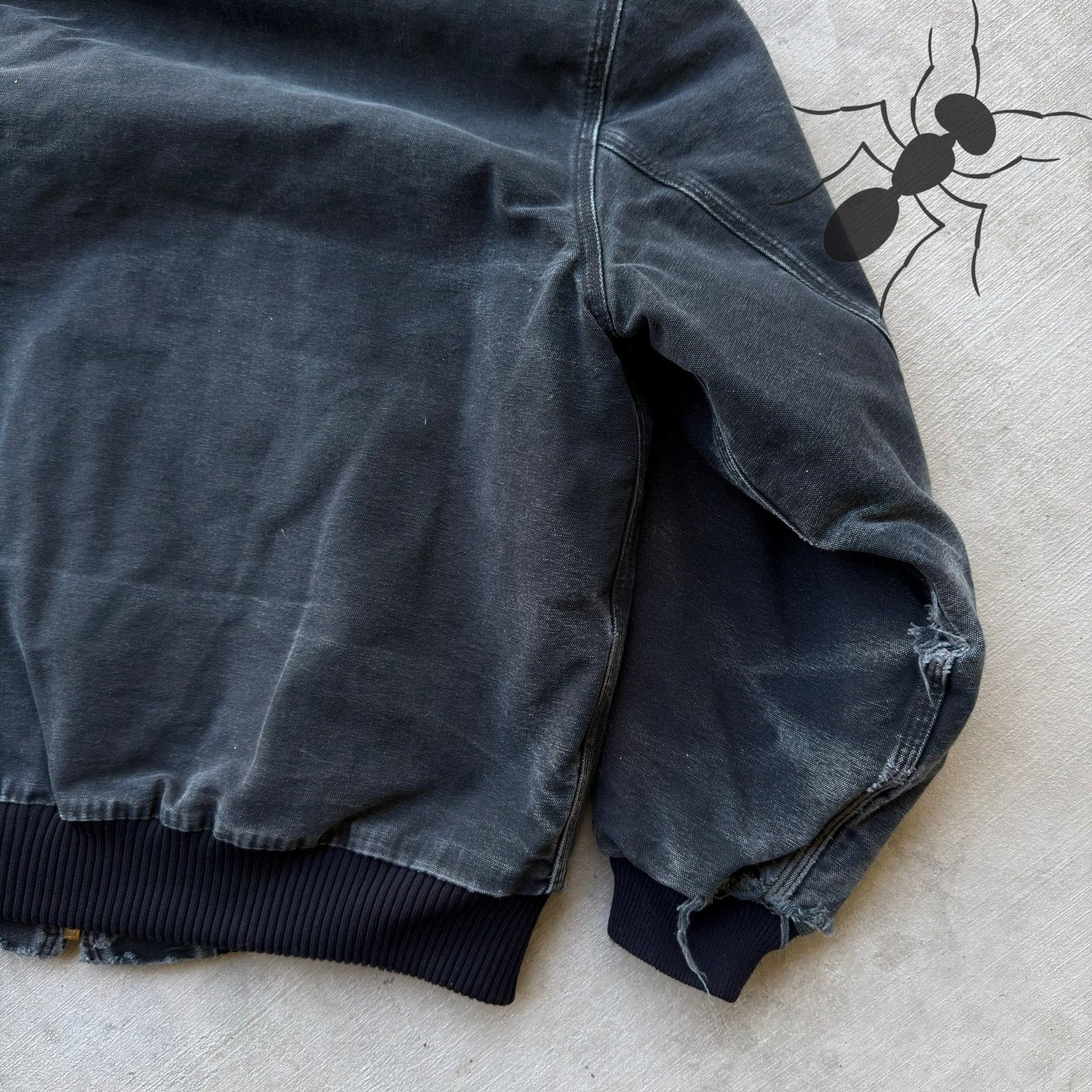 Carhartt × Vintage Carhartt J140 BLK faded black hooded work wear jacket Size US L / EU 52-54 / 3 - 7 Thumbnail