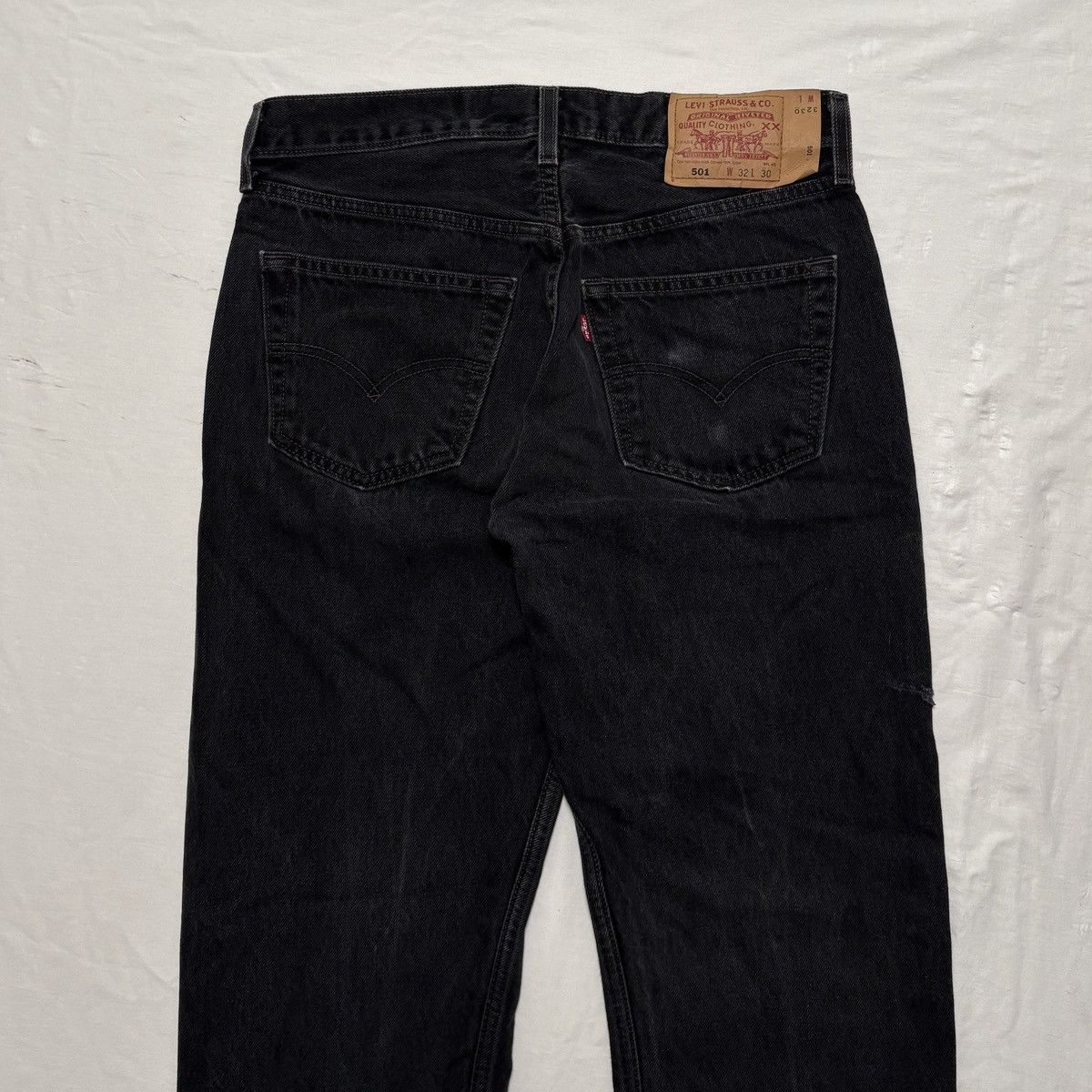 Levi's VTG 90s Levi’s 501 Straight Leg Button Fly Black Jeans 30x30 Size US 30 / EU 46 - 4 Thumbnail