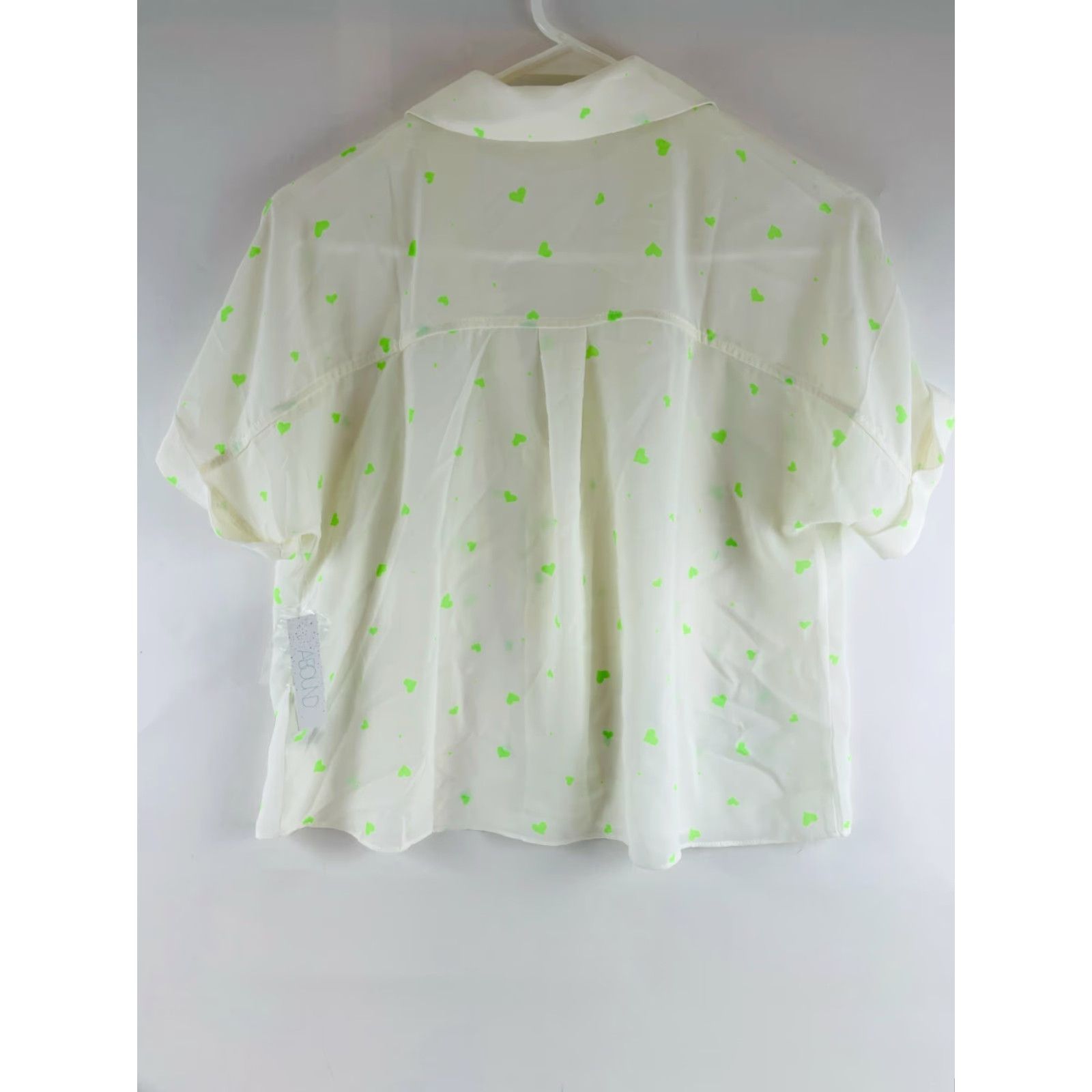 Vintage ABOUND Crop Shirt Women's Size XXS White Button Down w/ Heart Print & Pocket NWT Size XXS / US 00 / IT 34 - 2 Thumbnail