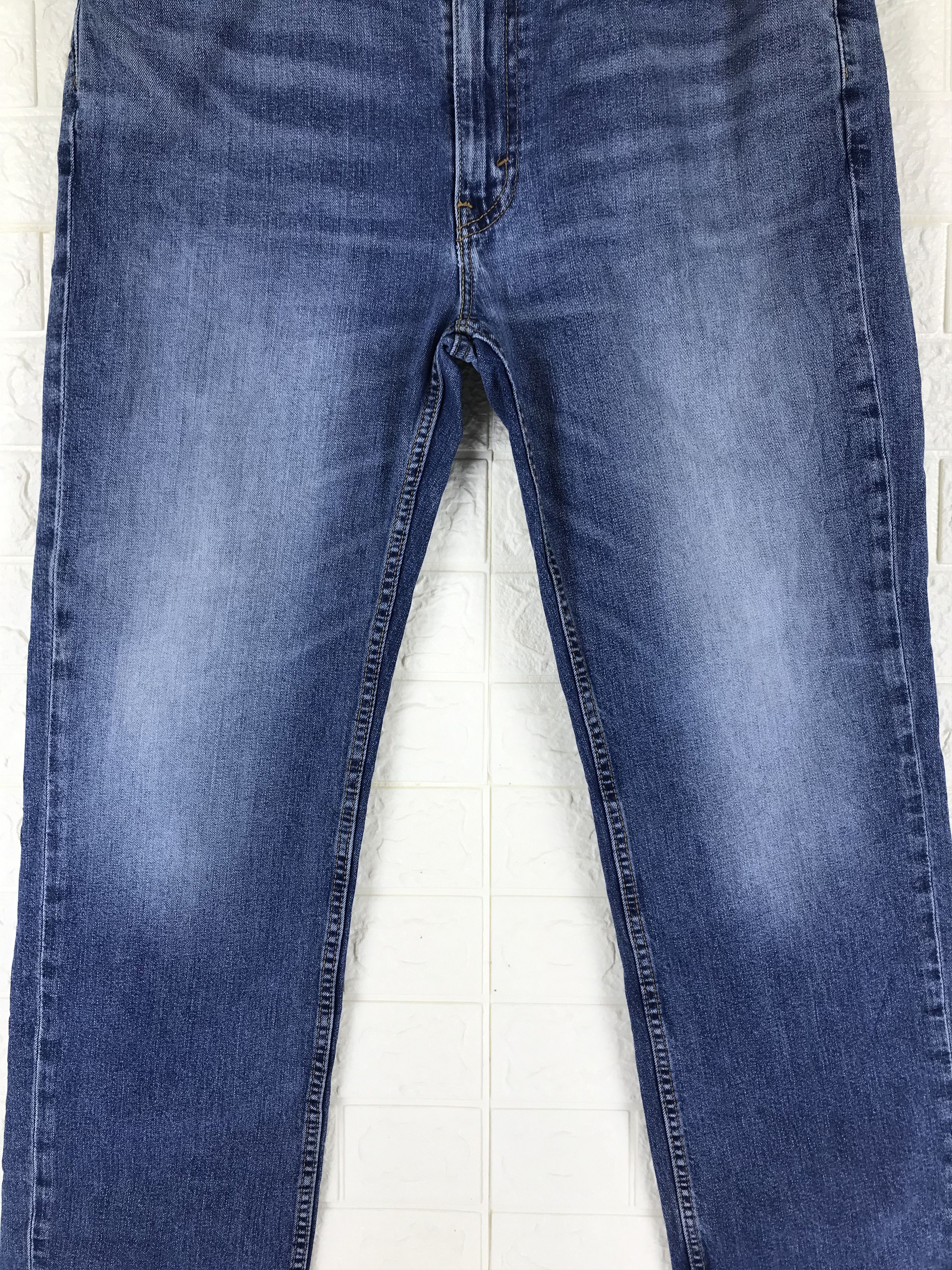 Levi's Vintage Levi's 514 Straight Fit Cut Jeans Faded Blue Denim Size US 38 / EU 54 - 3 Thumbnail