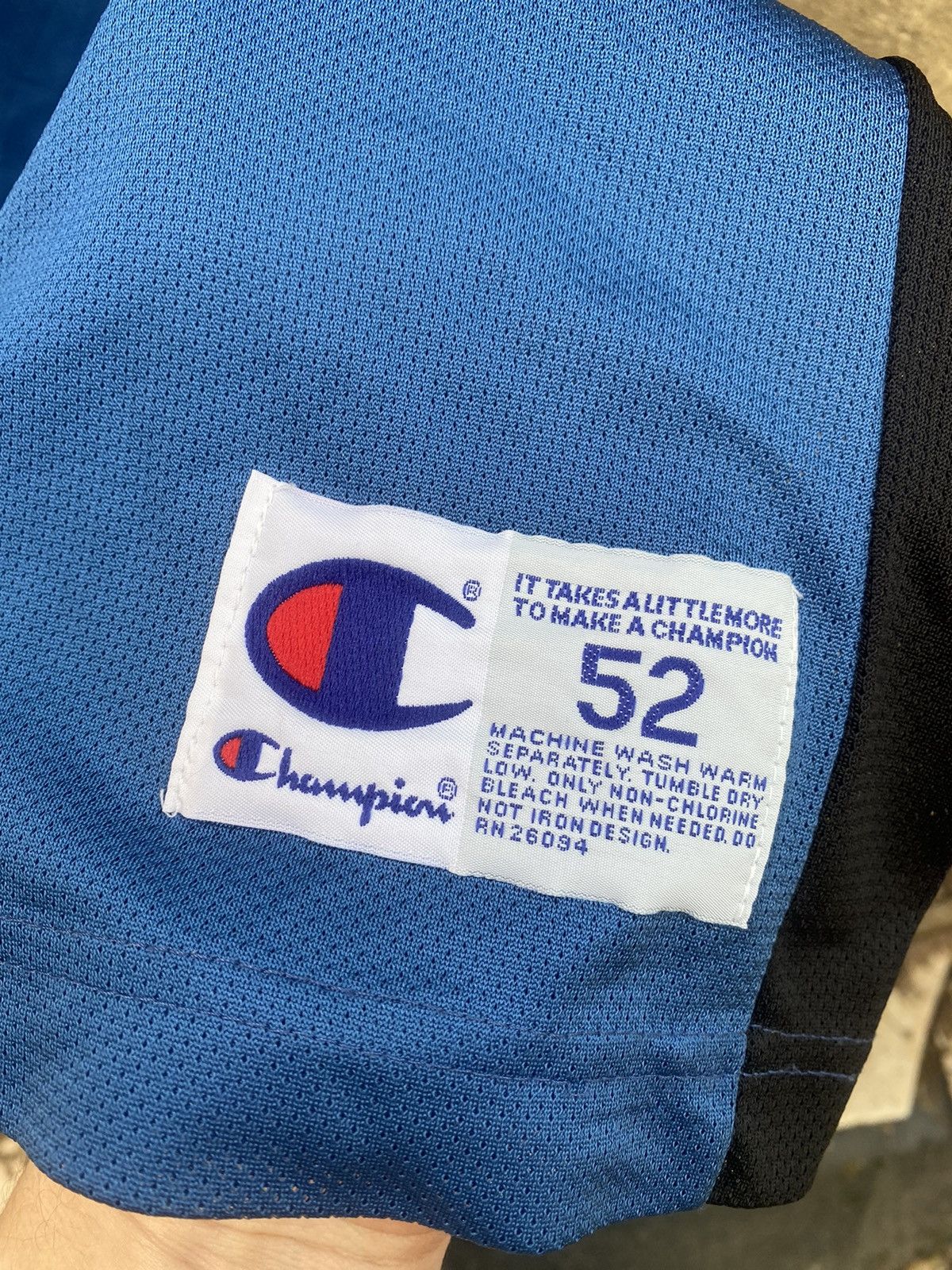 Champion × NBA × Vintage Vintage Champion Wizards 4 Webber NBA Jersey Size US L / EU 52-54 / 3 - 5 Thumbnail