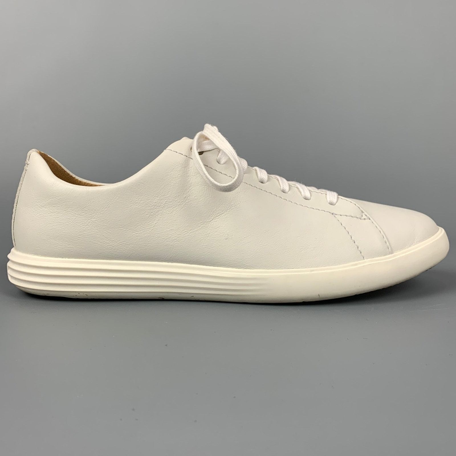 Cole Haan COLE HAAN Size 7.5 Light Gray Leather Low Top Sneakers Size US 7.5 / EU 40-41 - 1 Thumbnail