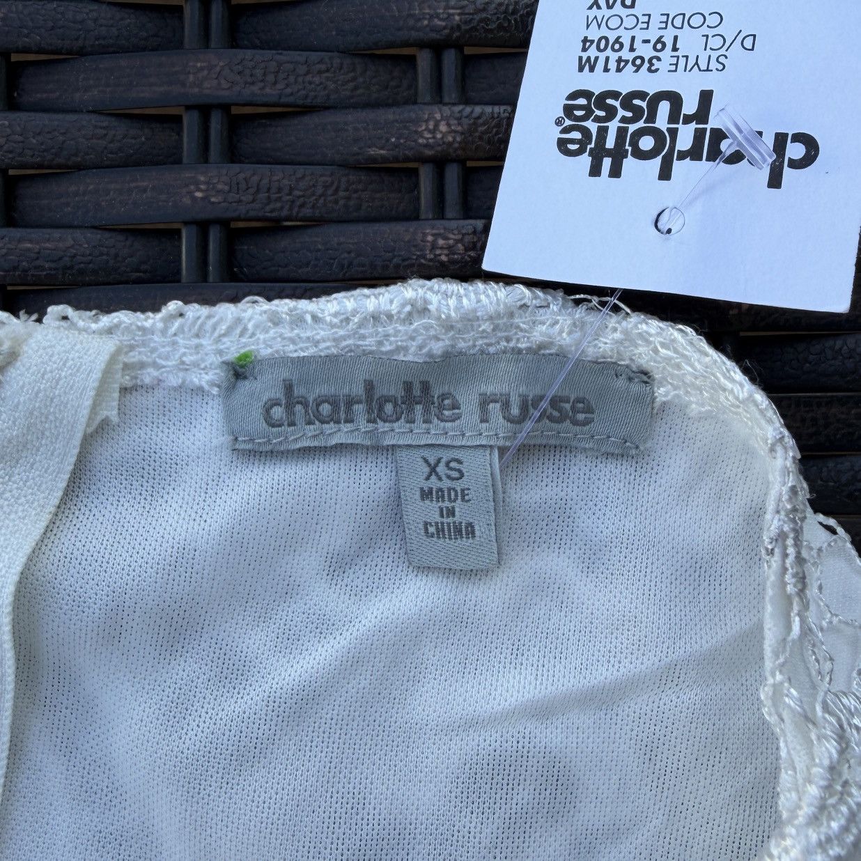 Other Charlotte Russe white lace mini skirt Size 24" / US 00 / IT 34 - 3 Thumbnail