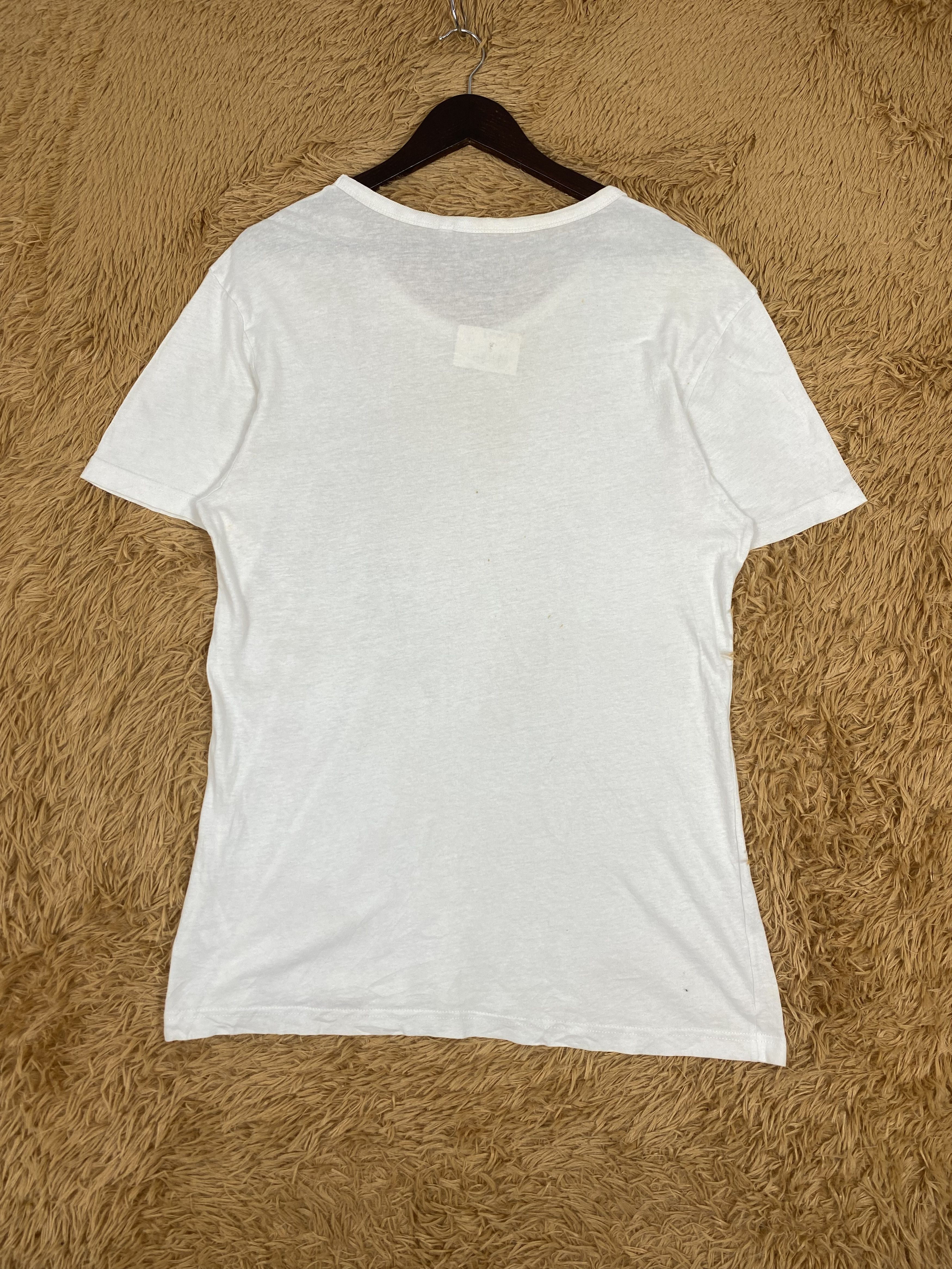 Georges Marciano × Guess × Vintage Vintage Guess Big Logo T-Shirts PT0041 Size US M / EU 48-50 / 2 - 4 Thumbnail