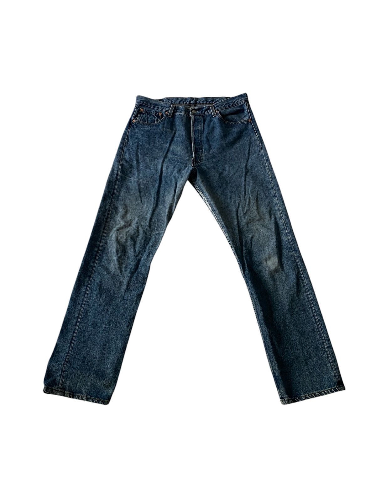 Levi's Vintage Clothing Vintage Levis 501 35x34 Made In USA Medium Washed Button Fly Size US 35 - 2 Thumbnail