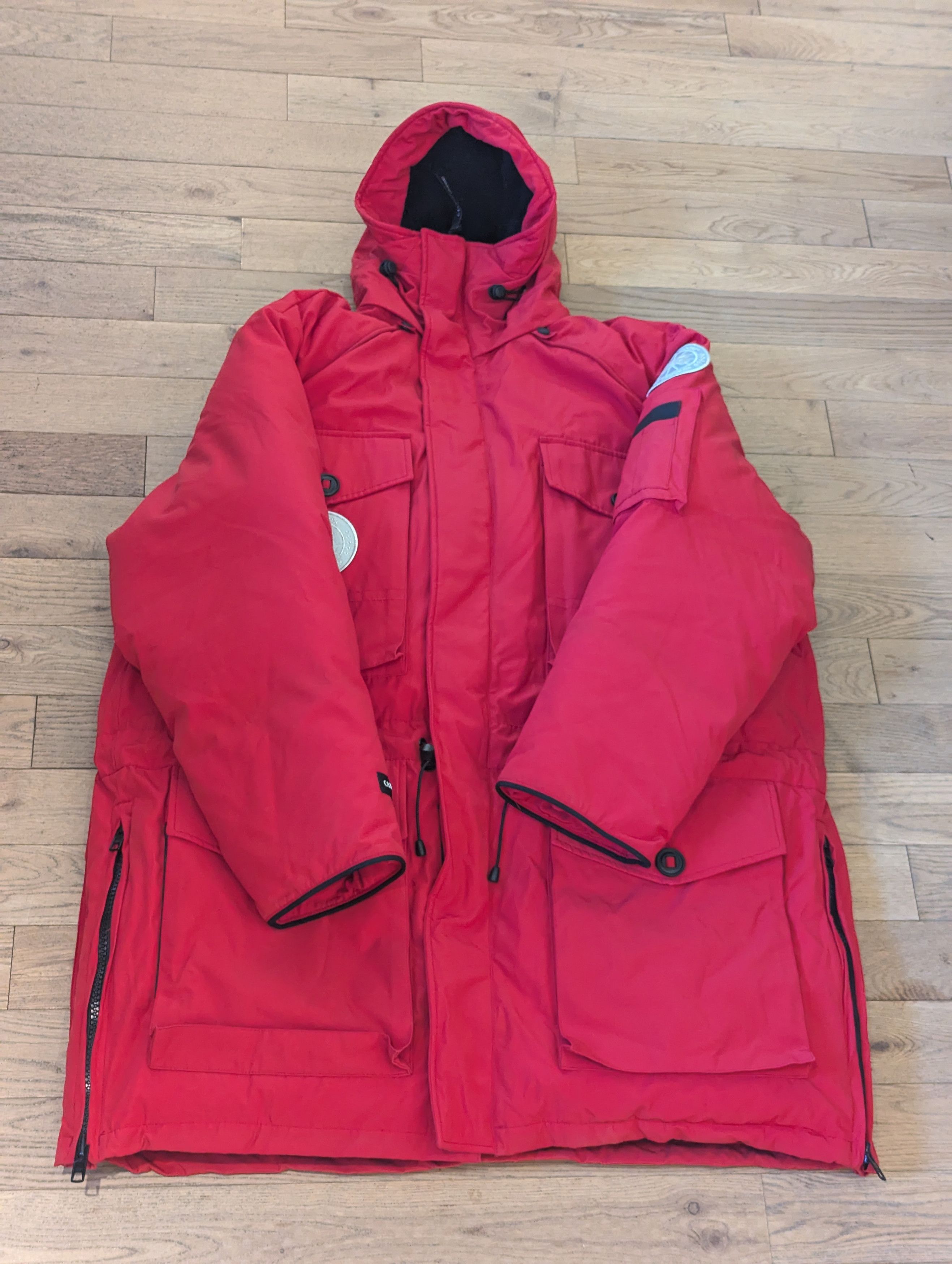 Canada Goose × Juun.J Canada Goose x Juun J Expedition Parka Size US L / EU 52-54 / 3 - 1 Thumbnail