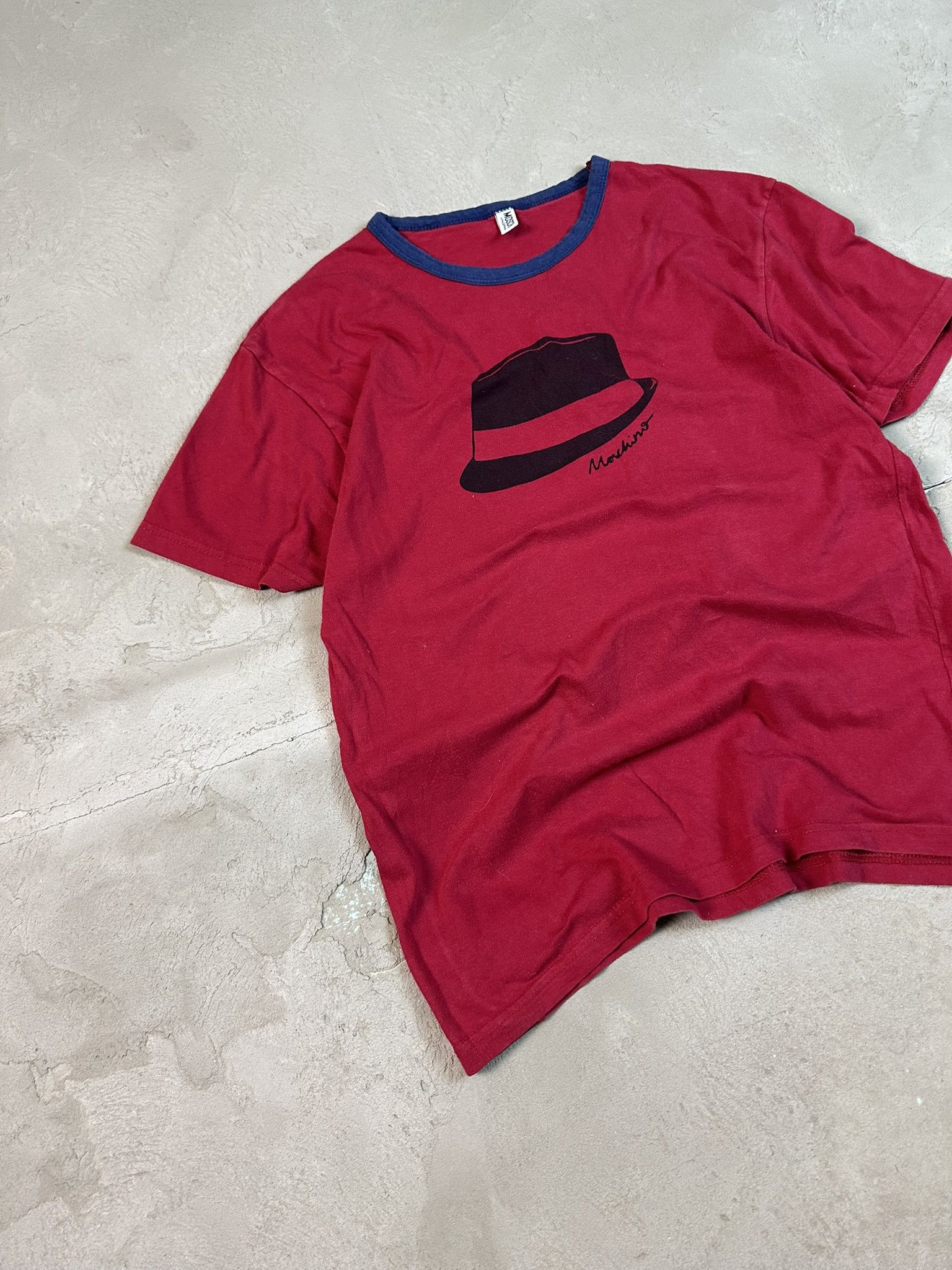 Designer × Moschino Moschino Graphic Hat Logo T-shirt Size US M / EU 48-50 / 2 - 5 Thumbnail