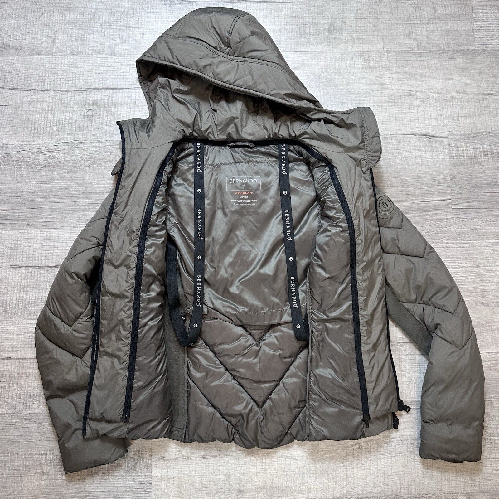 Other Bernardo Super Swift Puffer Coat Womens S Hooded Packable Size S / US 4 / IT 40 - 7 Thumbnail