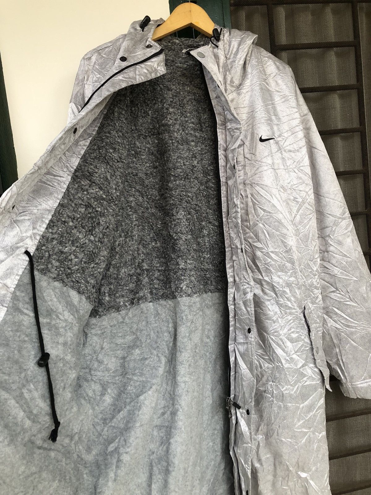 Nike × Vintage Vintage Nike Silver Long Coat Fleece Jacket Size US XL / EU 56 / 4 - 13 Thumbnail