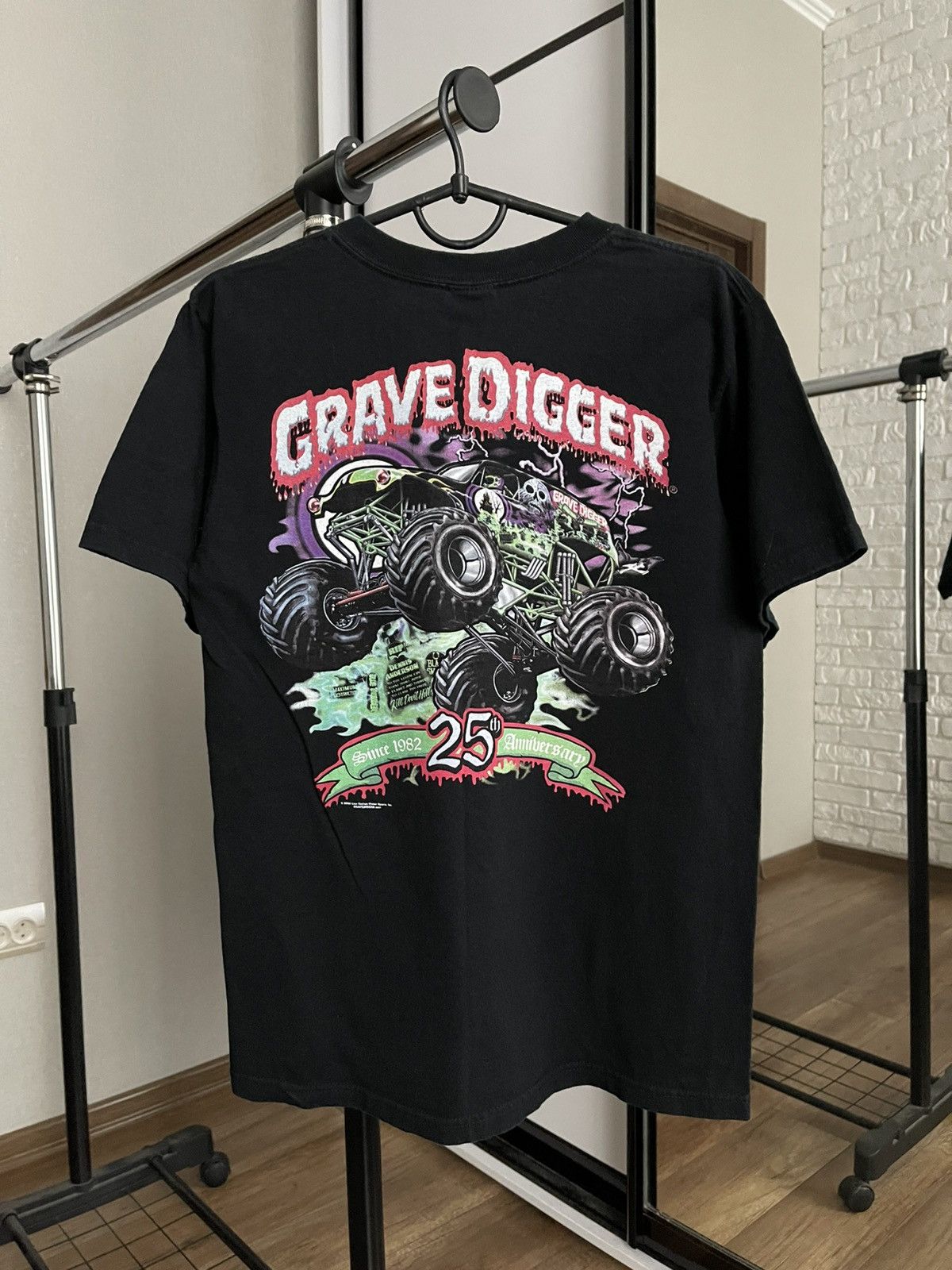 Vintage 2006 Grave Digger Monster Truck Vintage T-Shirt Tee Size US S / EU 44-46 / 1 - 3 Thumbnail