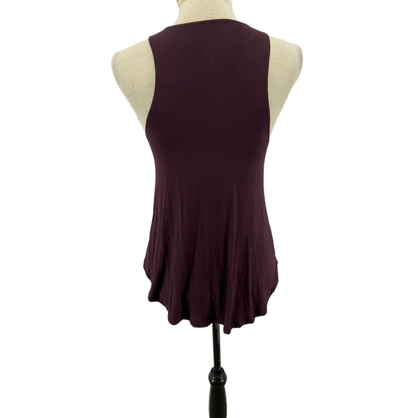 American Eagle Outfitters American Eagle Womens Soft & Sexy Plum Tank Embroidered xs Size XS / US 0-2 / IT 36-38 - 4 Thumbnail