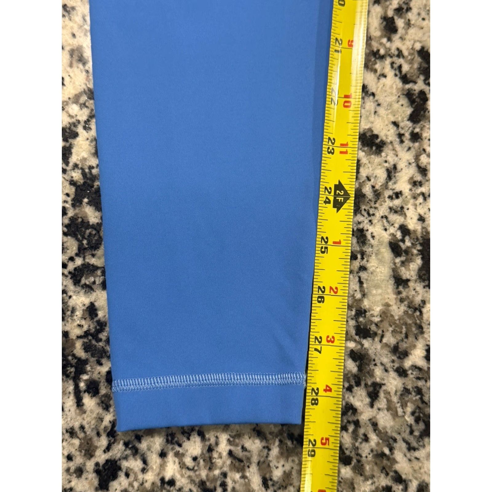 Lululemon Lululemon Align Leggings Full Length Blue Size 6 Women High Rise 9" Inseam 28.5" Stretch Athleisure Size 28" / US 6 / IT 42 - 2 Thumbnail