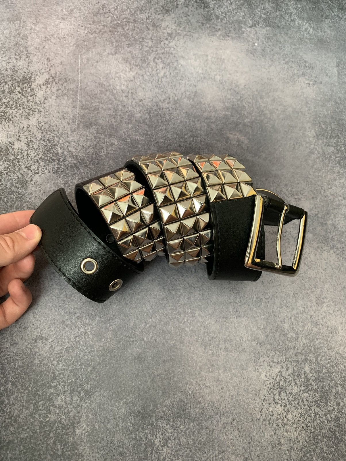 Japanese Brand × Vintage Vintage Y2K Pyramid Studdet Metal Punk Spikes Leather Belt Size ONE SIZE - 7 Thumbnail