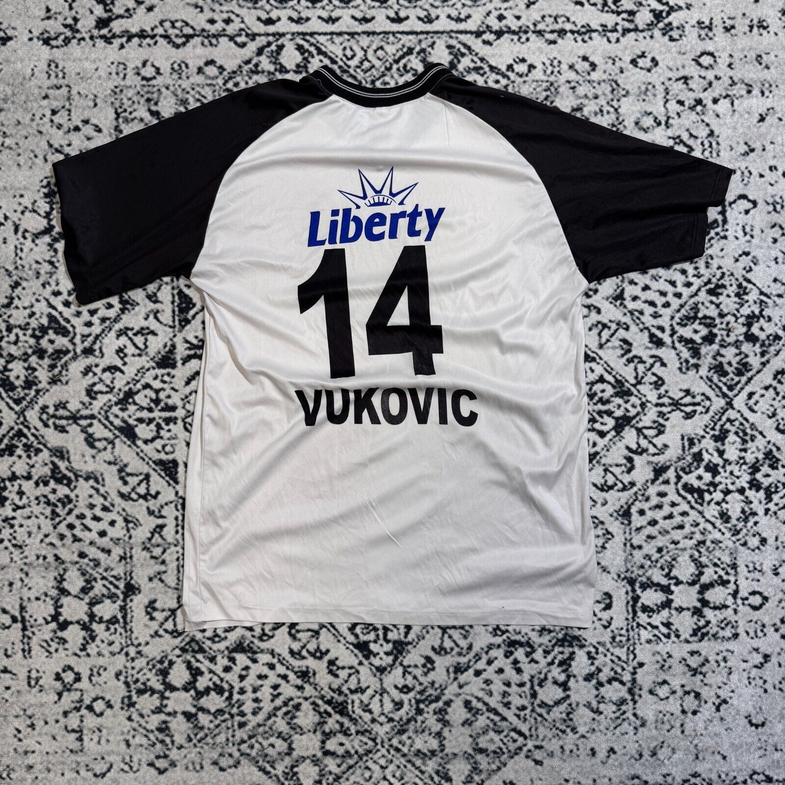 Vintage Vintage Unisex White Black Polyester Jersey T-Shirt Size L Size US L / EU 52-54 / 3 - 7 Thumbnail