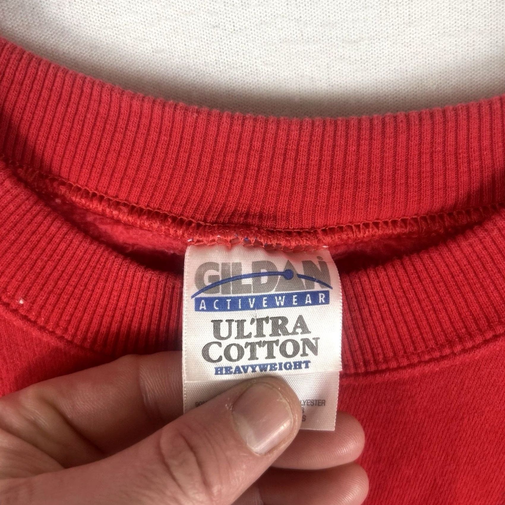 Gildan VINTAGE University of Wisconsin Badgers Sweatshirt Mens Large Red Size US L / EU 52-54 / 3 - 5 Thumbnail