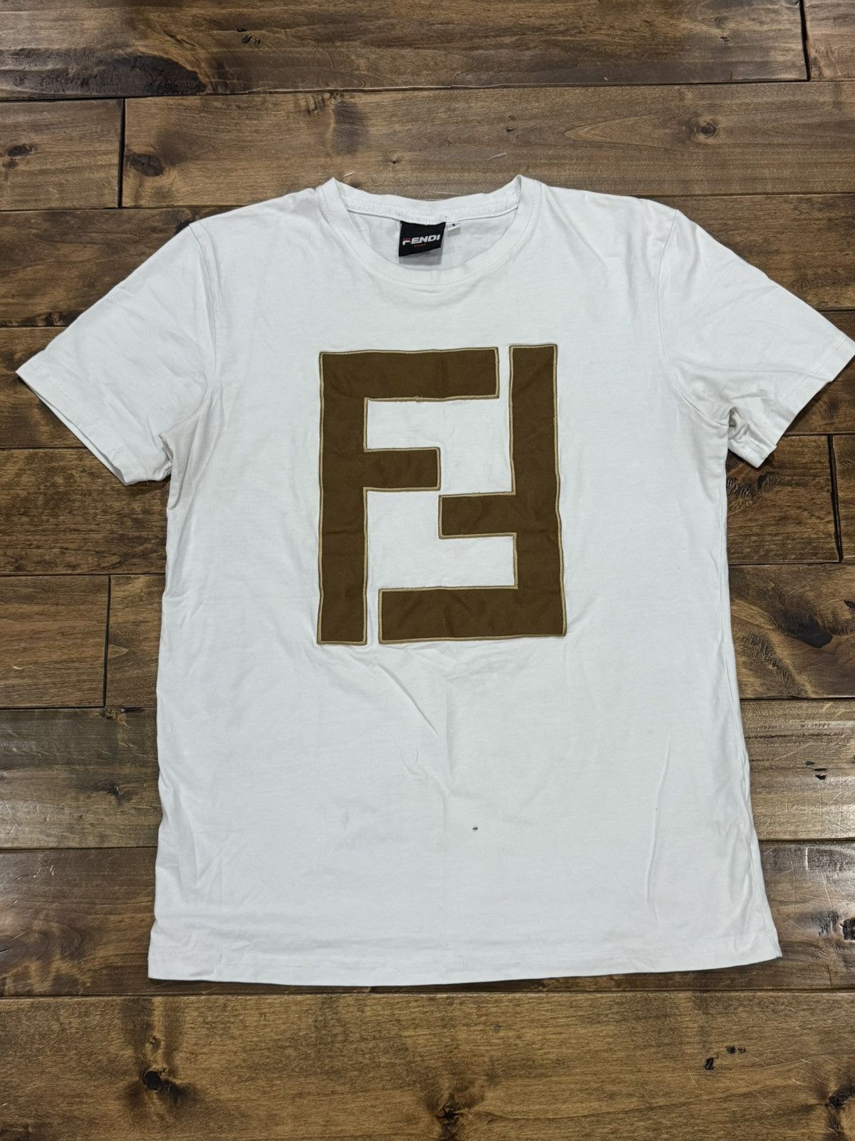 Vintage Vintage Fendi Roma T shirt Size US S / EU 44-46 / 1 - 1 Thumbnail