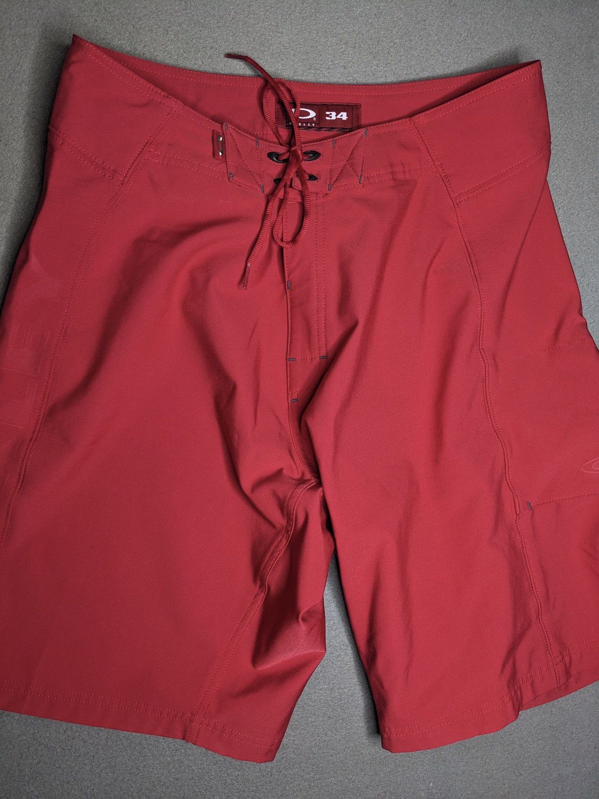 Oakley Vintage Oakley Board Shorts Mens 34 Cargo Surf Comb Red 90s Size US 34 / EU 50 - 2 Thumbnail