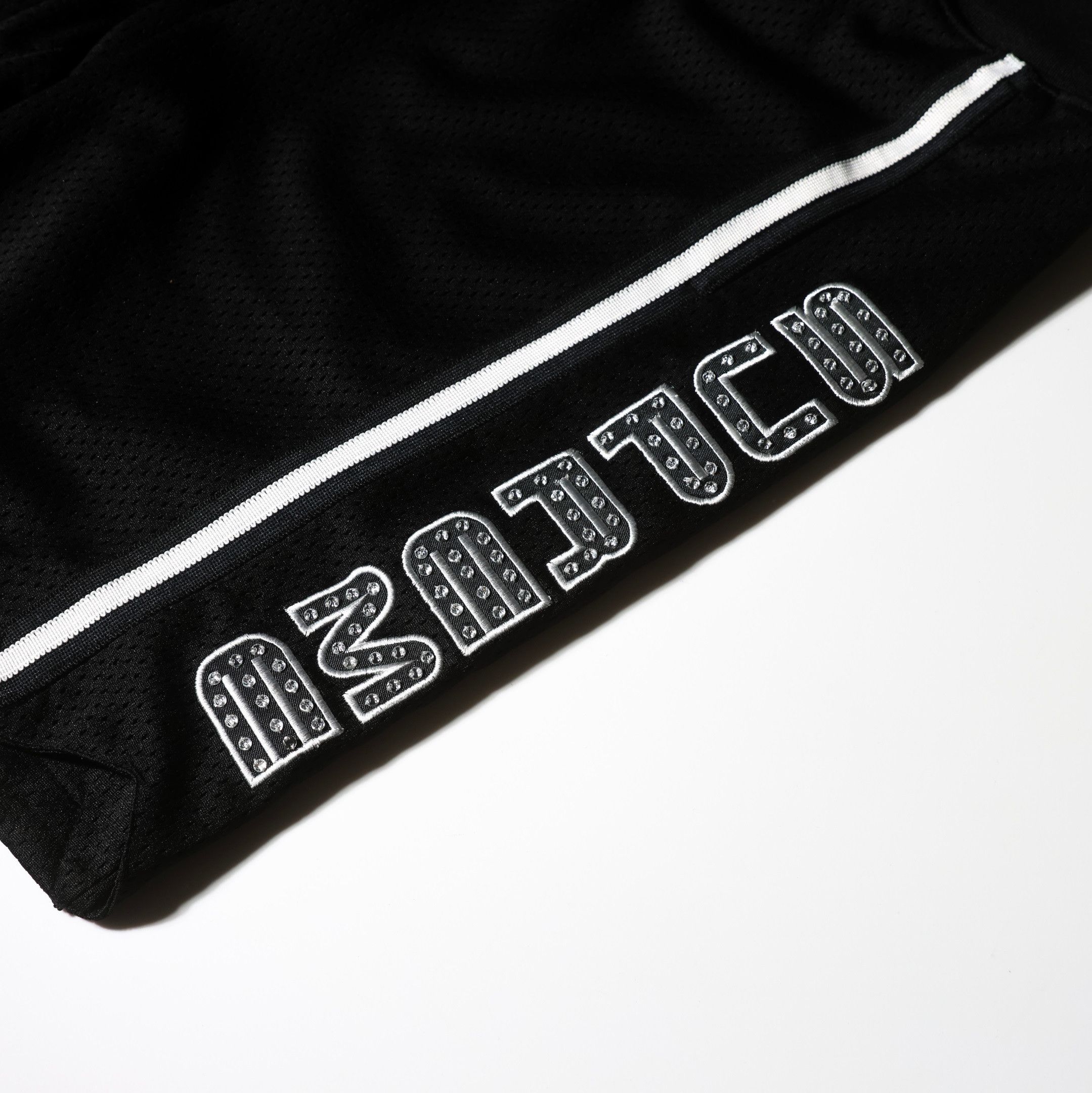 Supreme 19SS SUPREME RHINESTONE BASKETBALL SHORTS Size US 32 / EU 48 - 3 Thumbnail