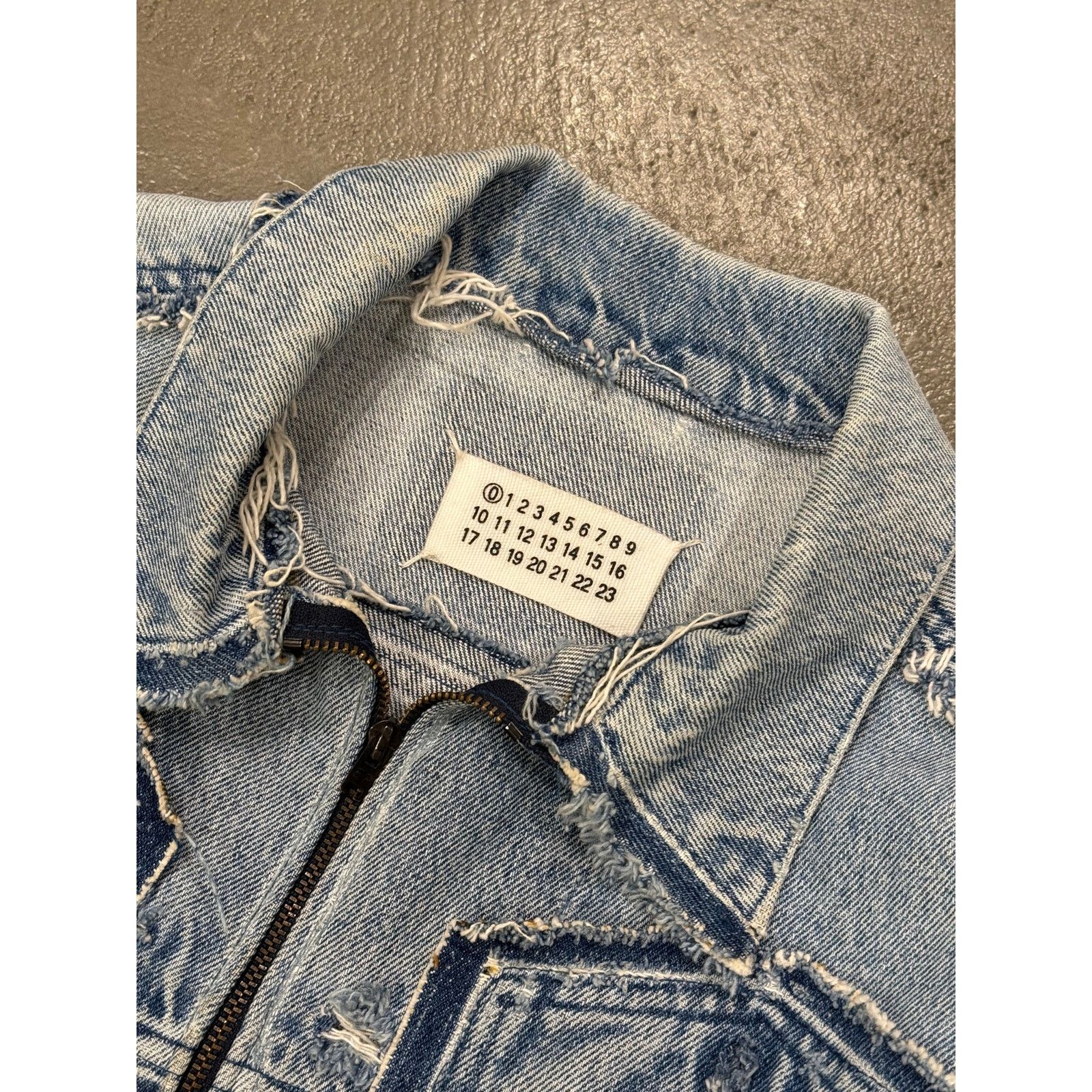 Maison Margiela 2000s Maison Margiela artisanal deconstructed denim jacket Size US S / EU 44-46 / 1 - 4 Thumbnail
