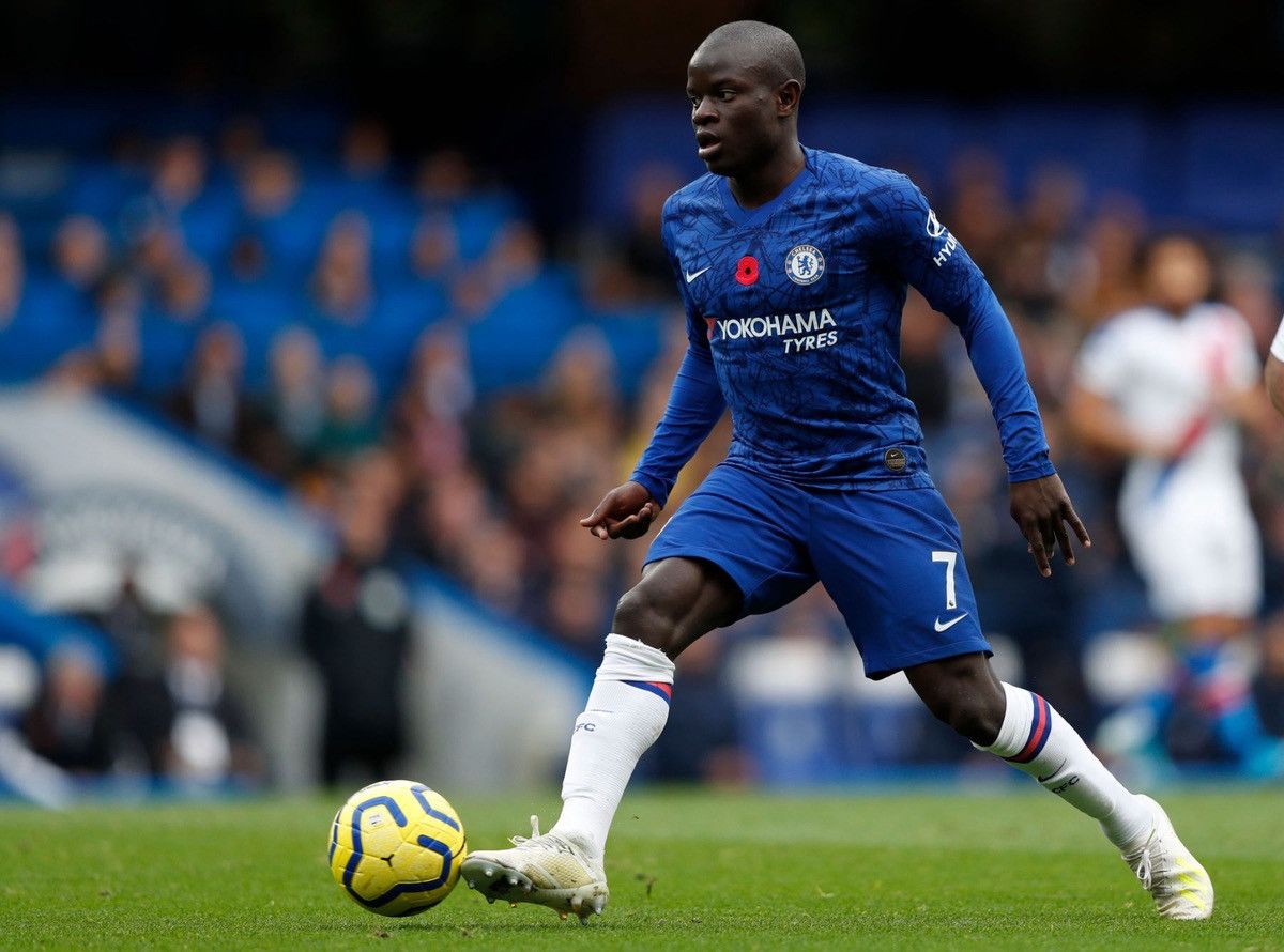 Adidas CHELSEA NIKE 2019/2020 FOOTBALL HOME SHORTS #7 KANTE Size US 29 - 8 Thumbnail