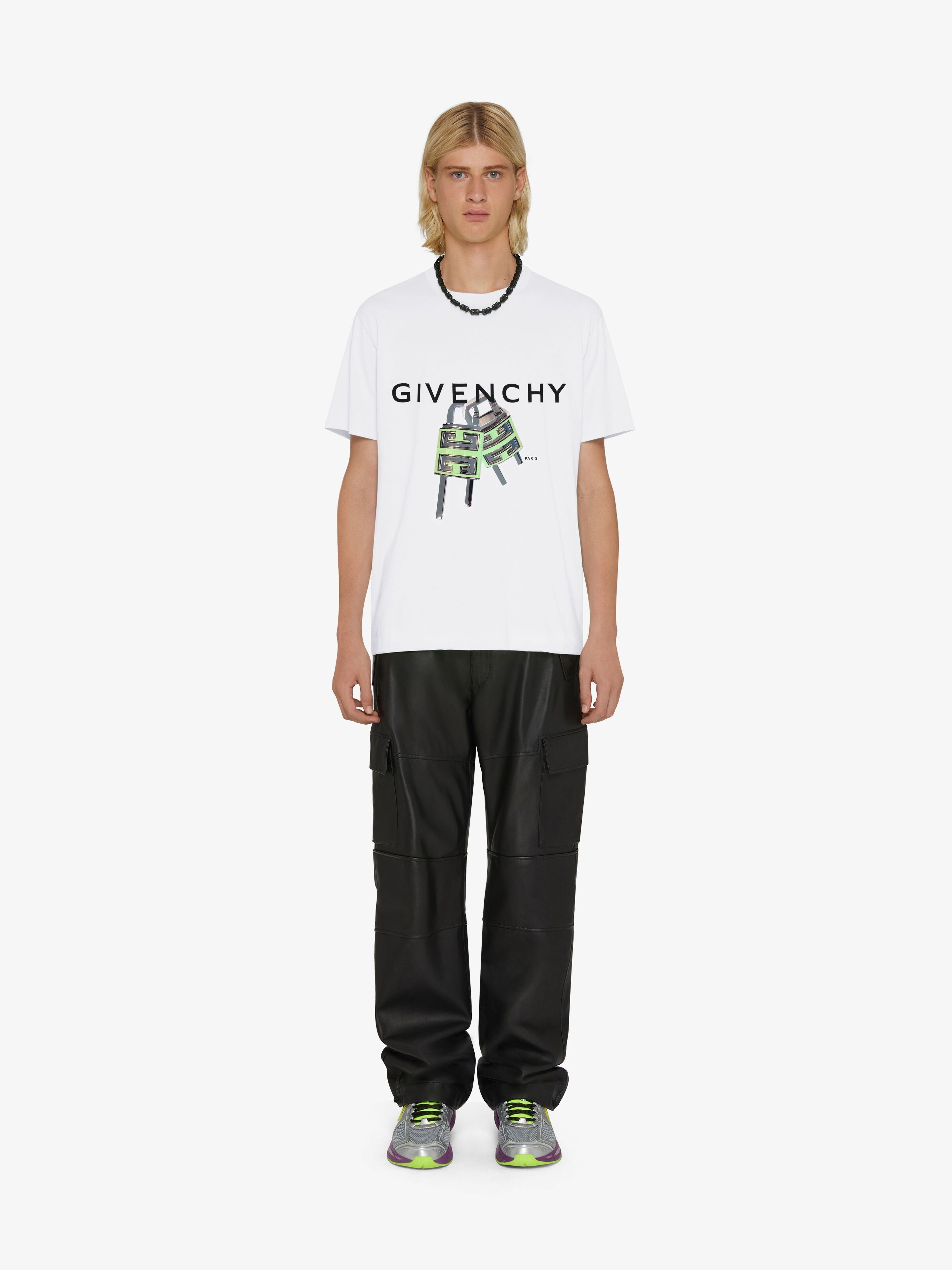 Givenchy oc11z0725 T-Shirt in White Size US L / EU 52-54 / 3 - 2 Thumbnail