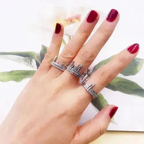 Other Old Castle Rings Size 7 8 9 Size ONE SIZE - 2 Thumbnail