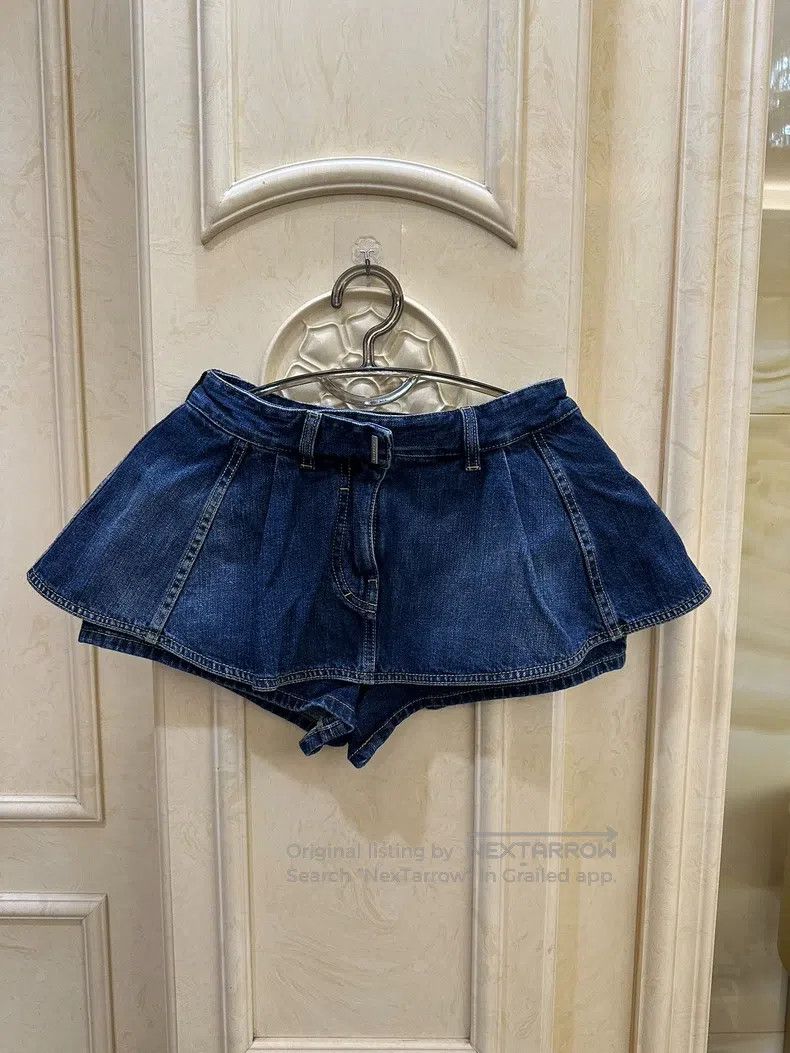Givenchy Givenchy Skirt Decorated Denim Shorts Skirt Size 26" / US 2 / IT 38 - 1 Thumbnail