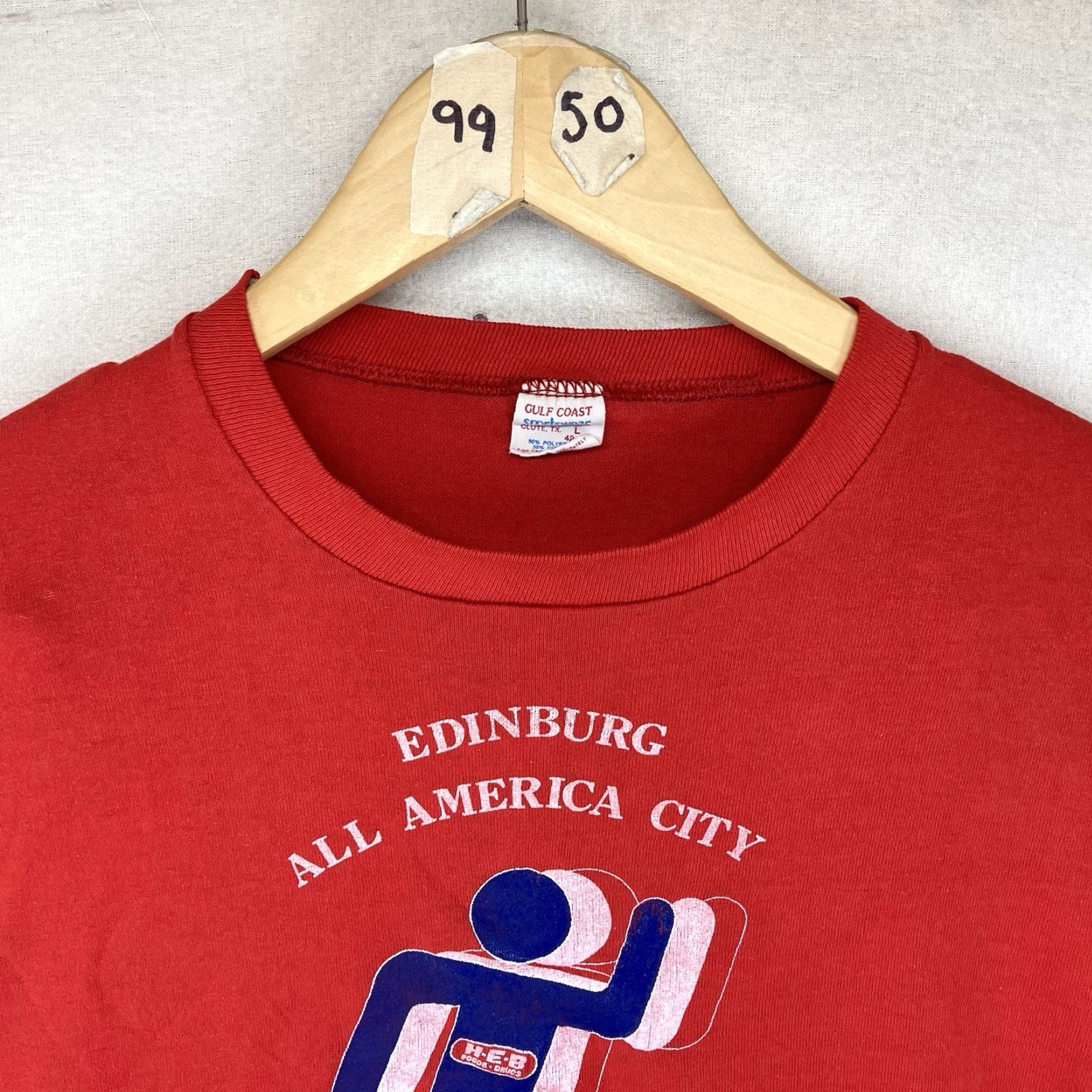 Vintage VINTAGE 80s Gulf Coast Sportswear T-Shirt Men Red Crew Neck Short Sleeve H-E-B Graphic Print Classic Slim Fit L Size US L / EU 52-54 / 3 - 6 Thumbnail