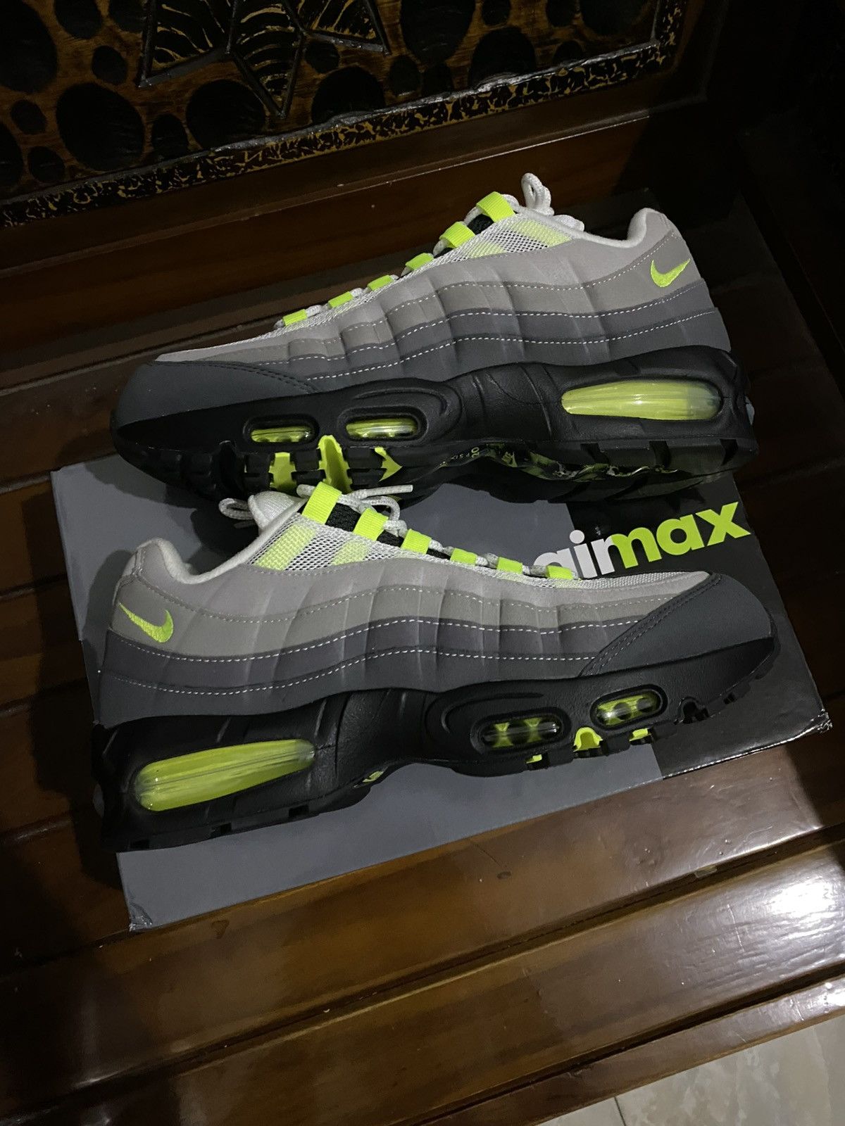 Nike Nike air max 95 og neon Big Bubble 2026 (size 9.5) Size US 9.5 / EU 42-43 - 4 Thumbnail