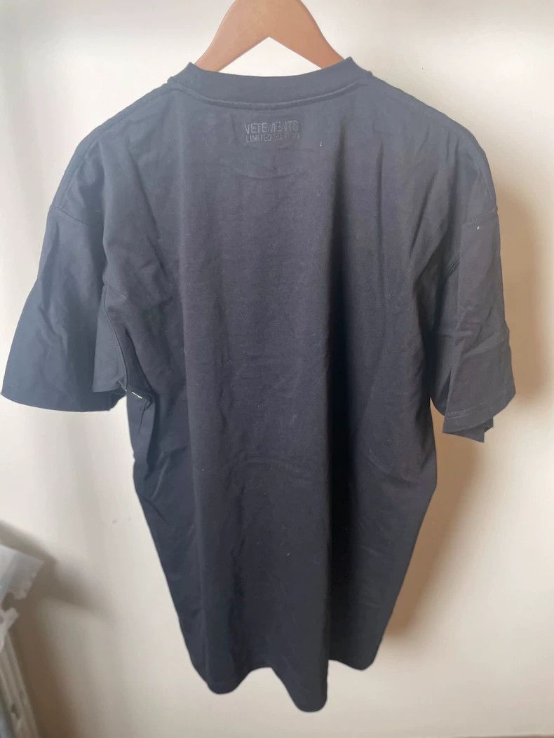 Vetements Vetements Brand Printed T-Shirt, Size XS Size US XS / EU 42 / 0 - 4 Thumbnail